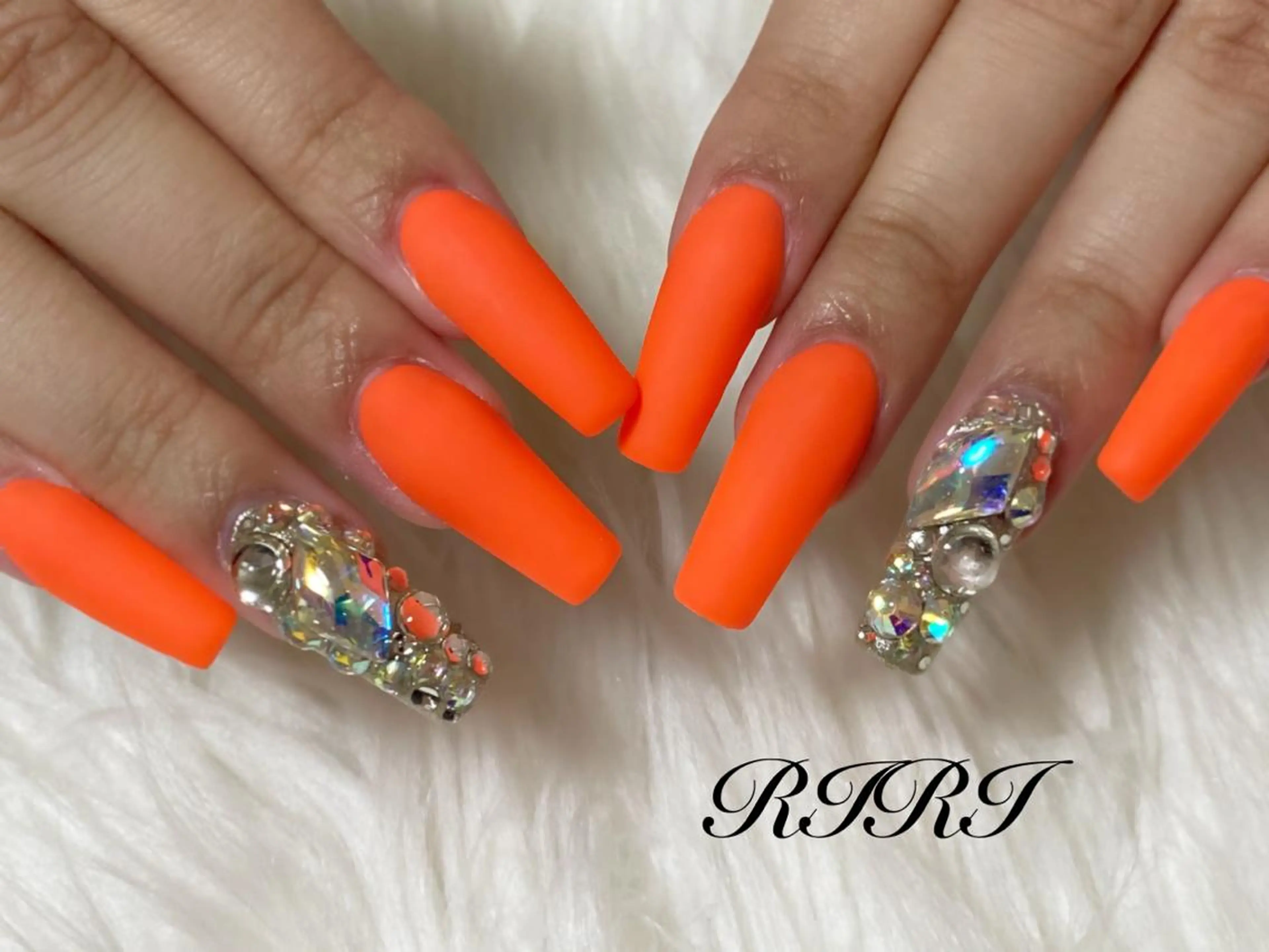 ネイル ロングネイル ハンドネイル riri オーナーのネイルデザイン