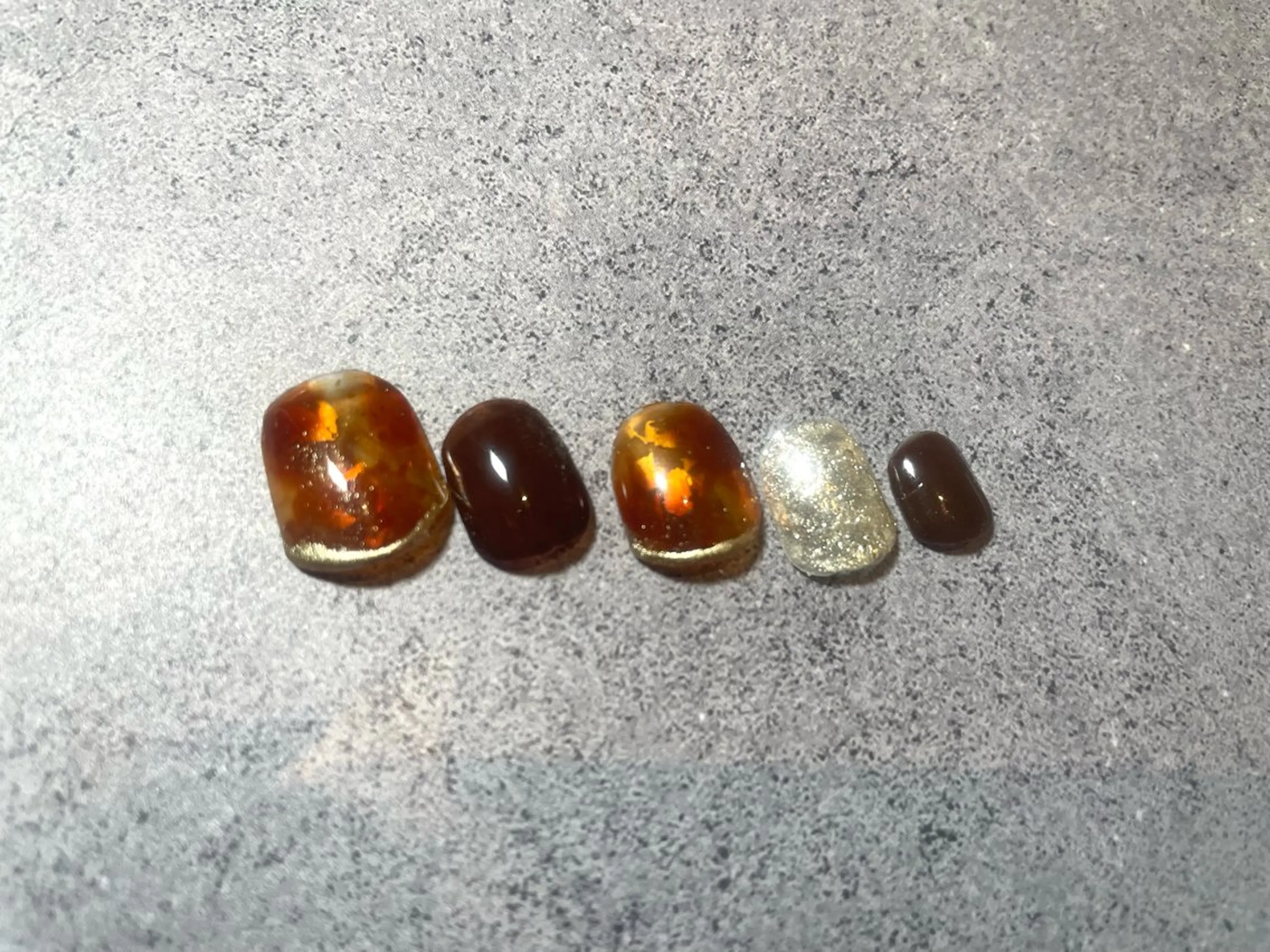 ネイル べっ甲ネイル ラメ(グリッター) ミラーネイル ハンドネイル フットネイル 吉川 由喜枝のネイルデザイン