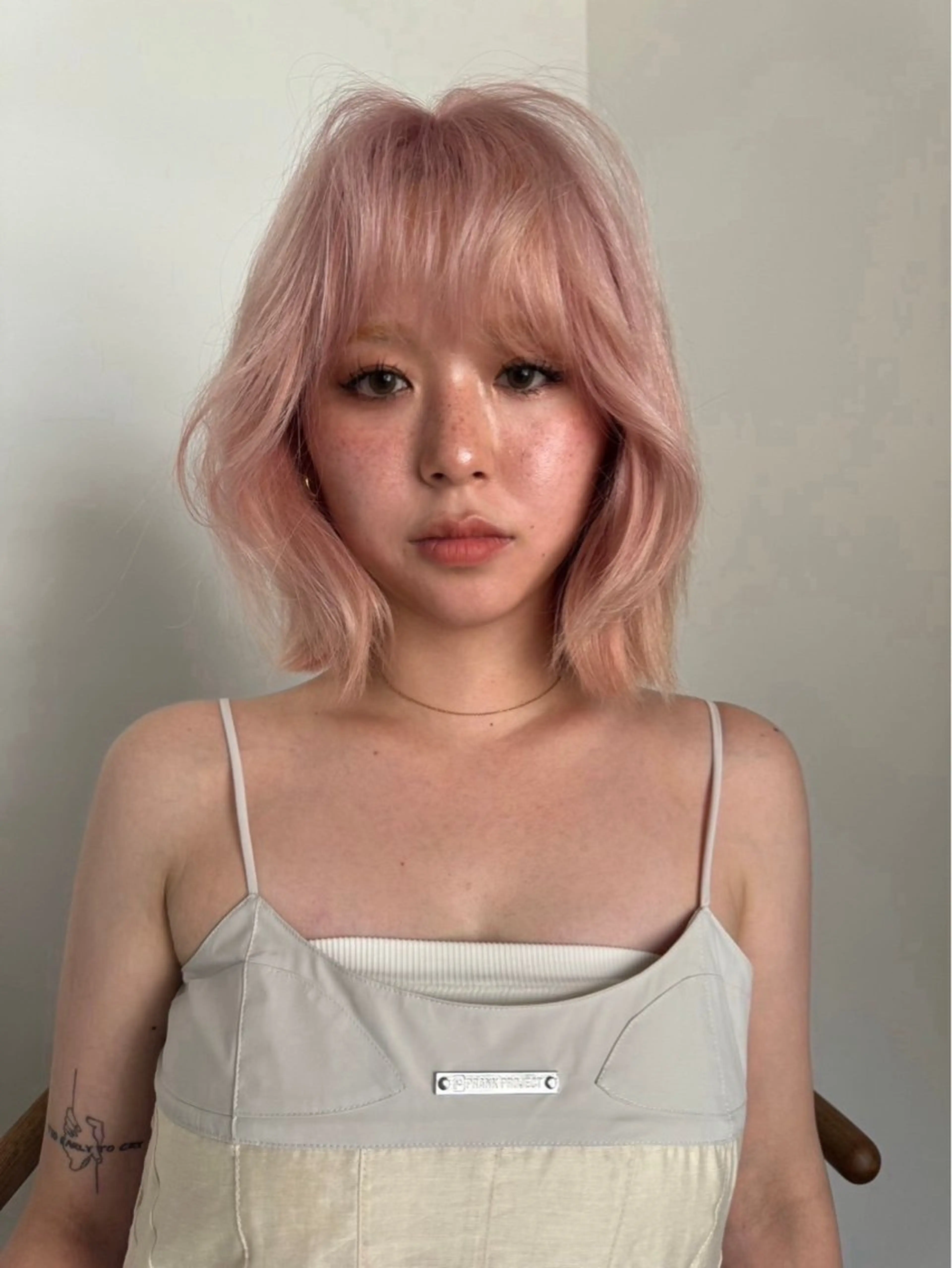 ショート ヘアカラー 💛透明感ハイトーン /ブリーチ縮毛💛のヘアスタイル