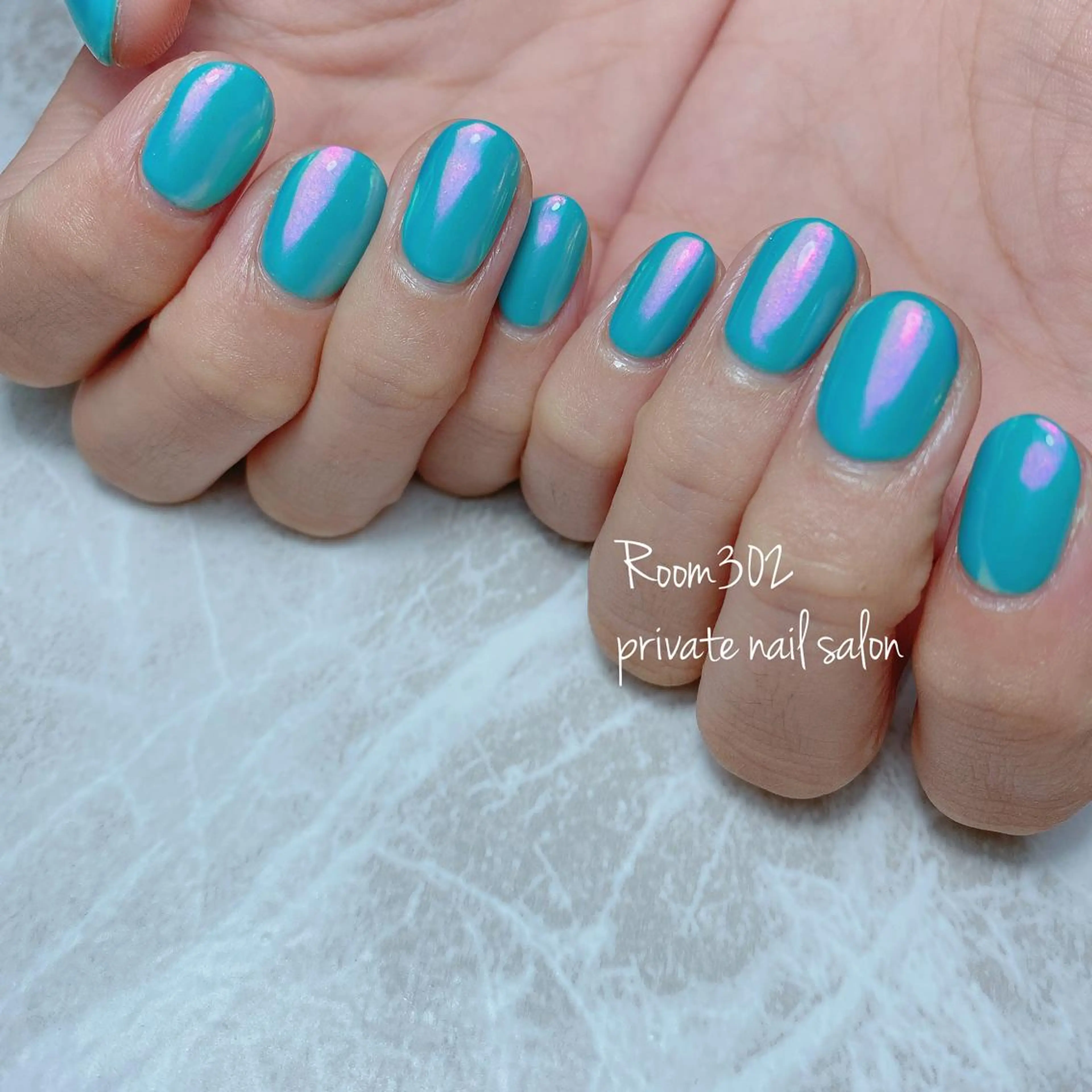 ネイル ミラーネイル ハンドネイル Room 302のネイルデザイン