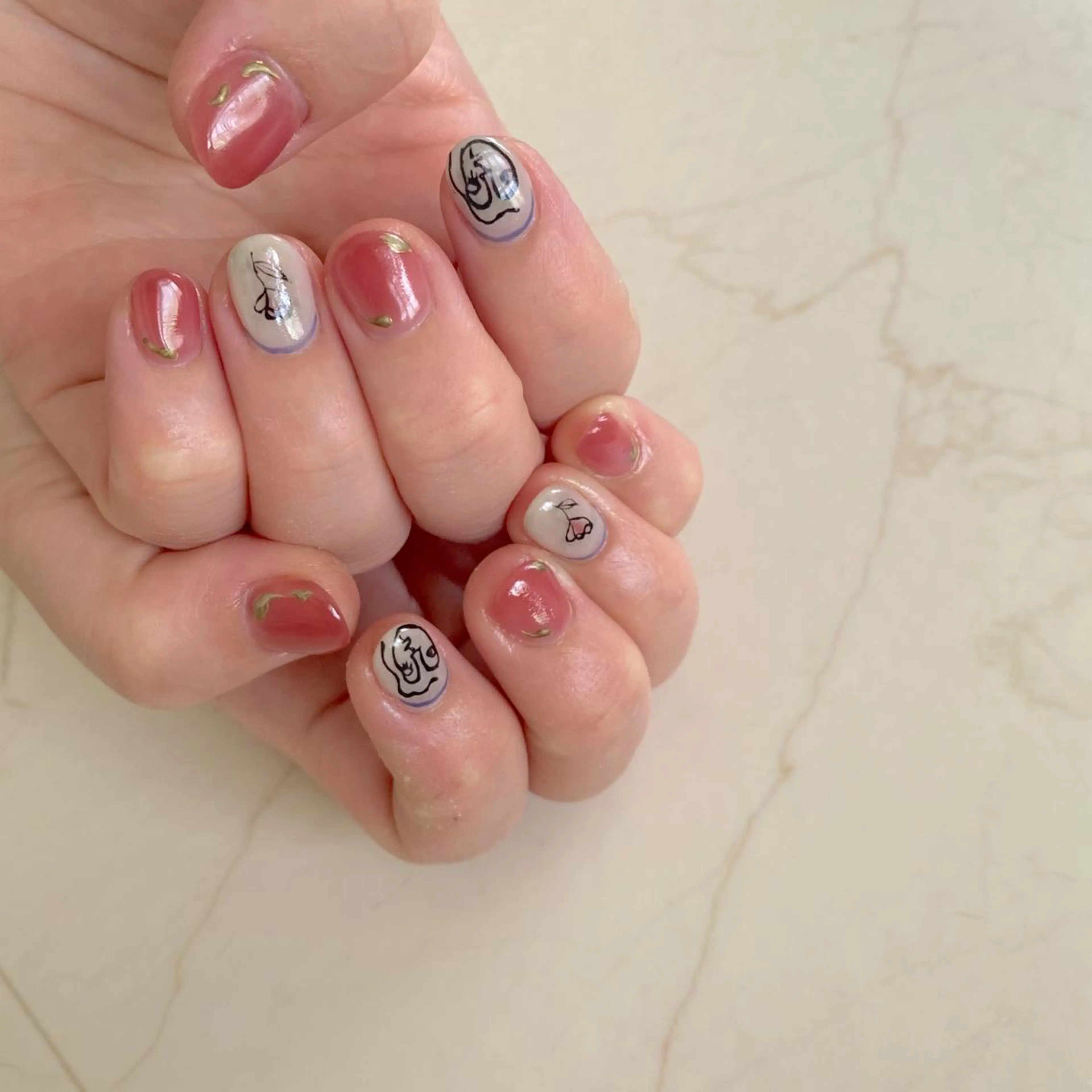 ネイル NAILSALON RandU...のネイルデザイン