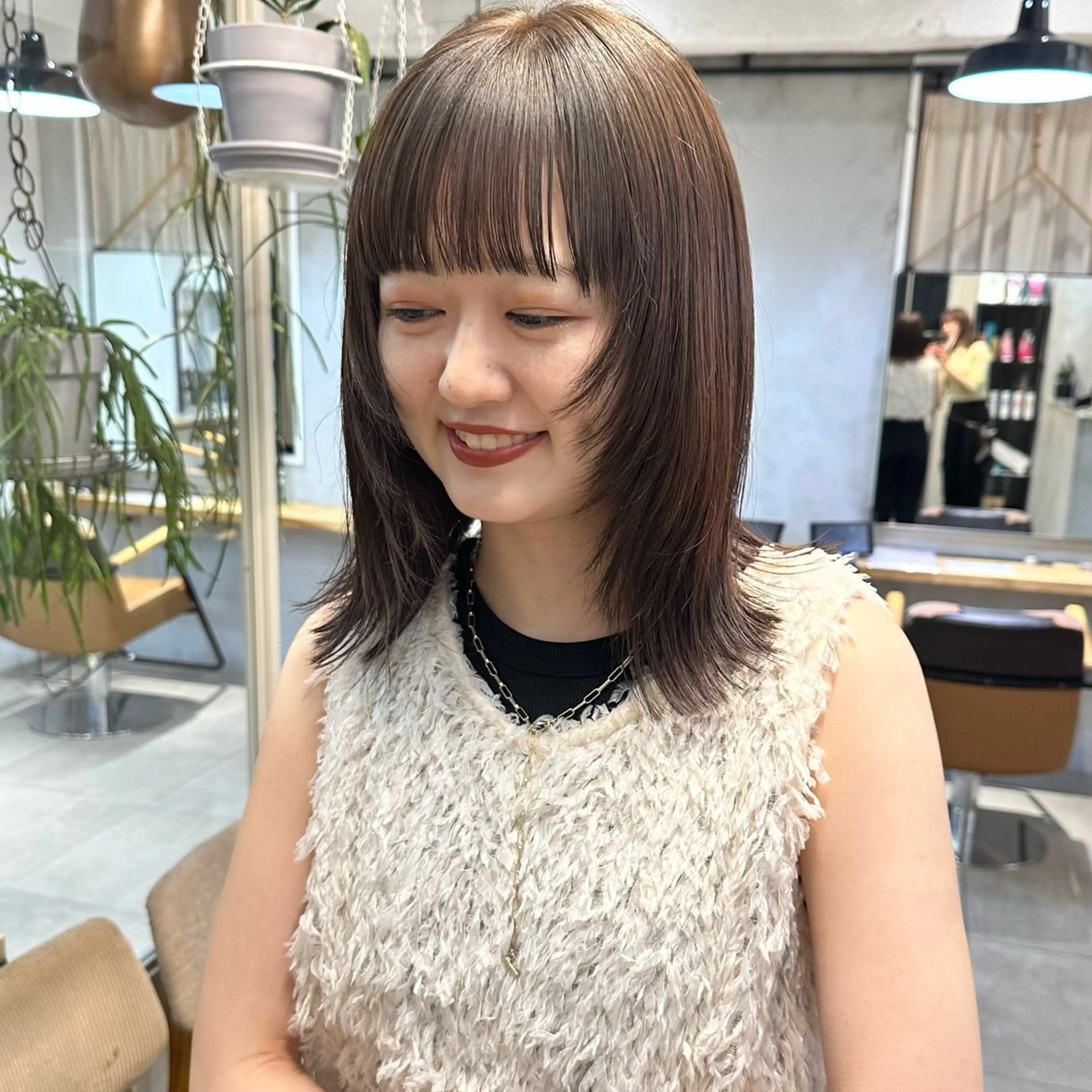 ミディアム カラー 顔周りカット 縮毛矯正/透け感 カラー🎀♡mariのヘアスタイル