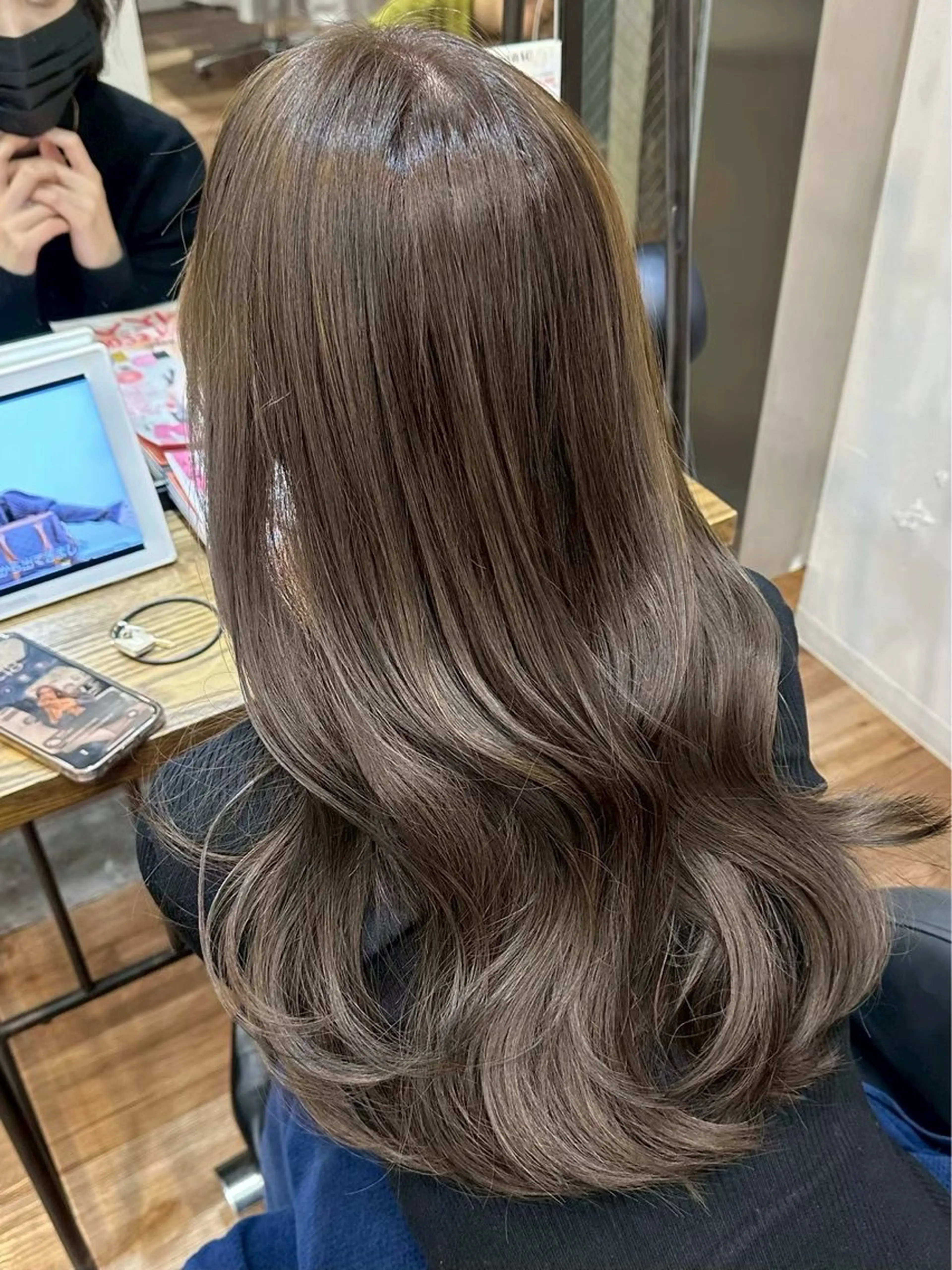 ロング カラー hayu⭐︎ /艶髪 /オリーブベージュのヘアスタイル