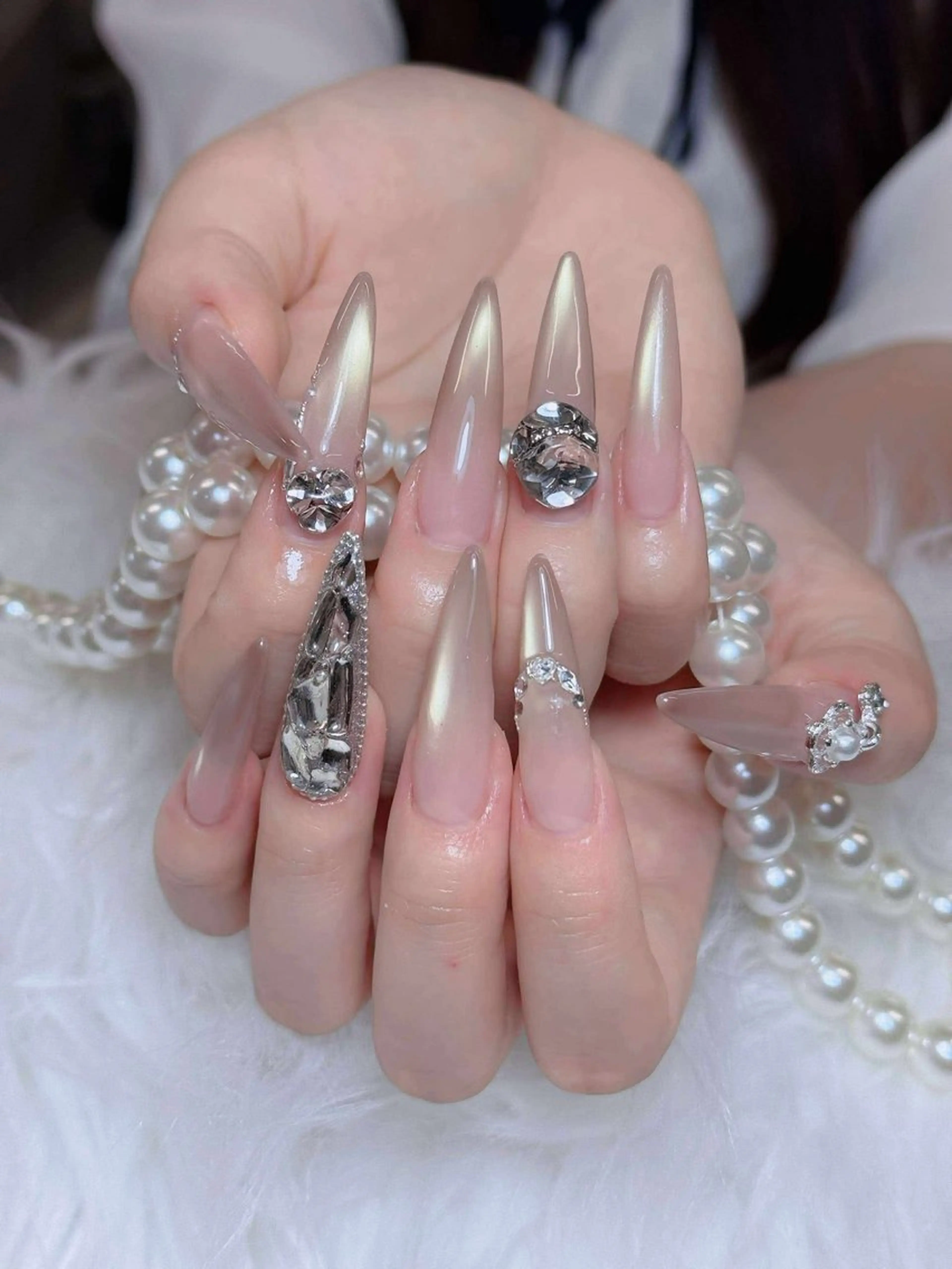 ネイル アートネイル オーロラネイル チークネイル 長さ出し フットネイル ハンドネイル Chan nailsのネイルデザイン