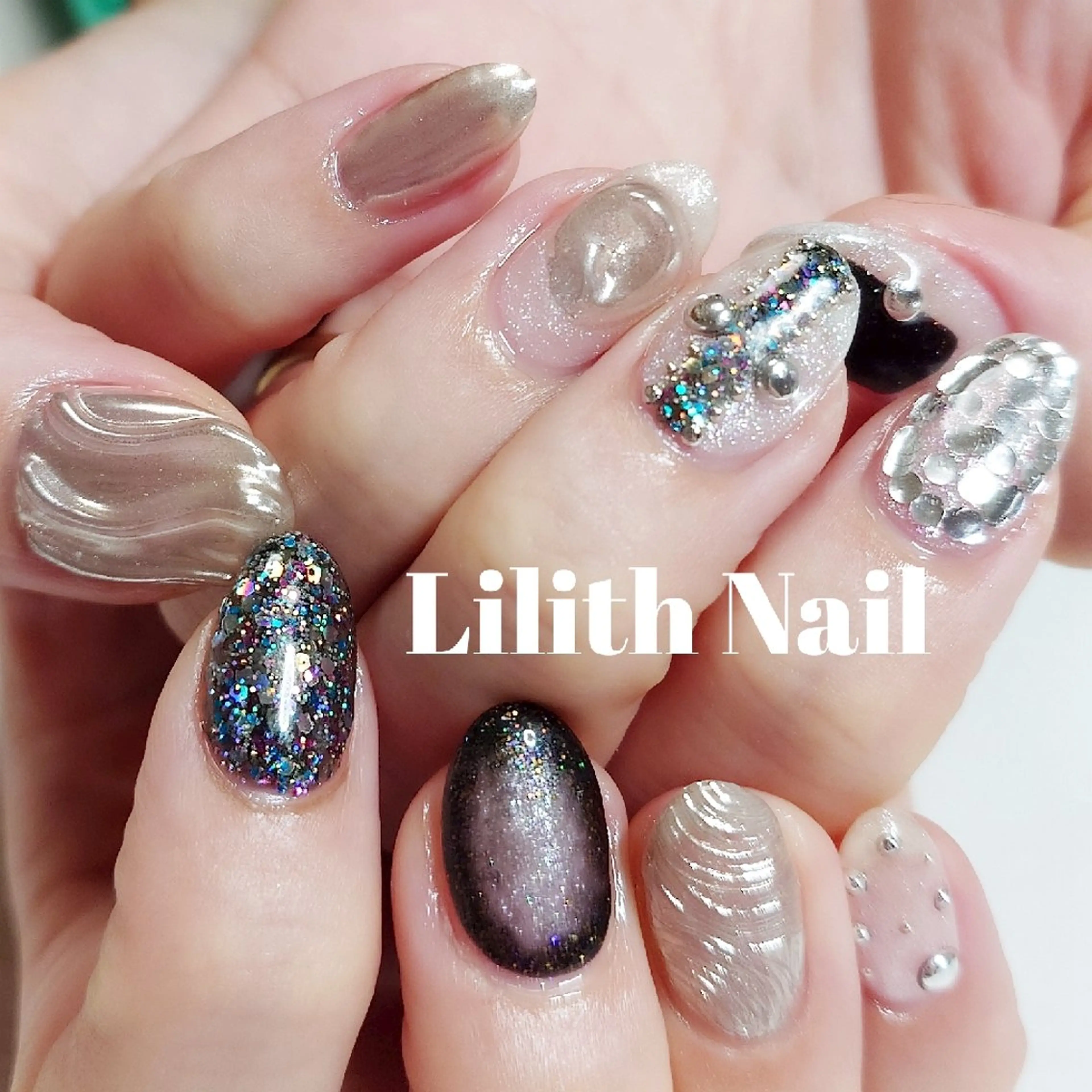 ネイル ハンドネイル Lilith Nailのネイルデザイン