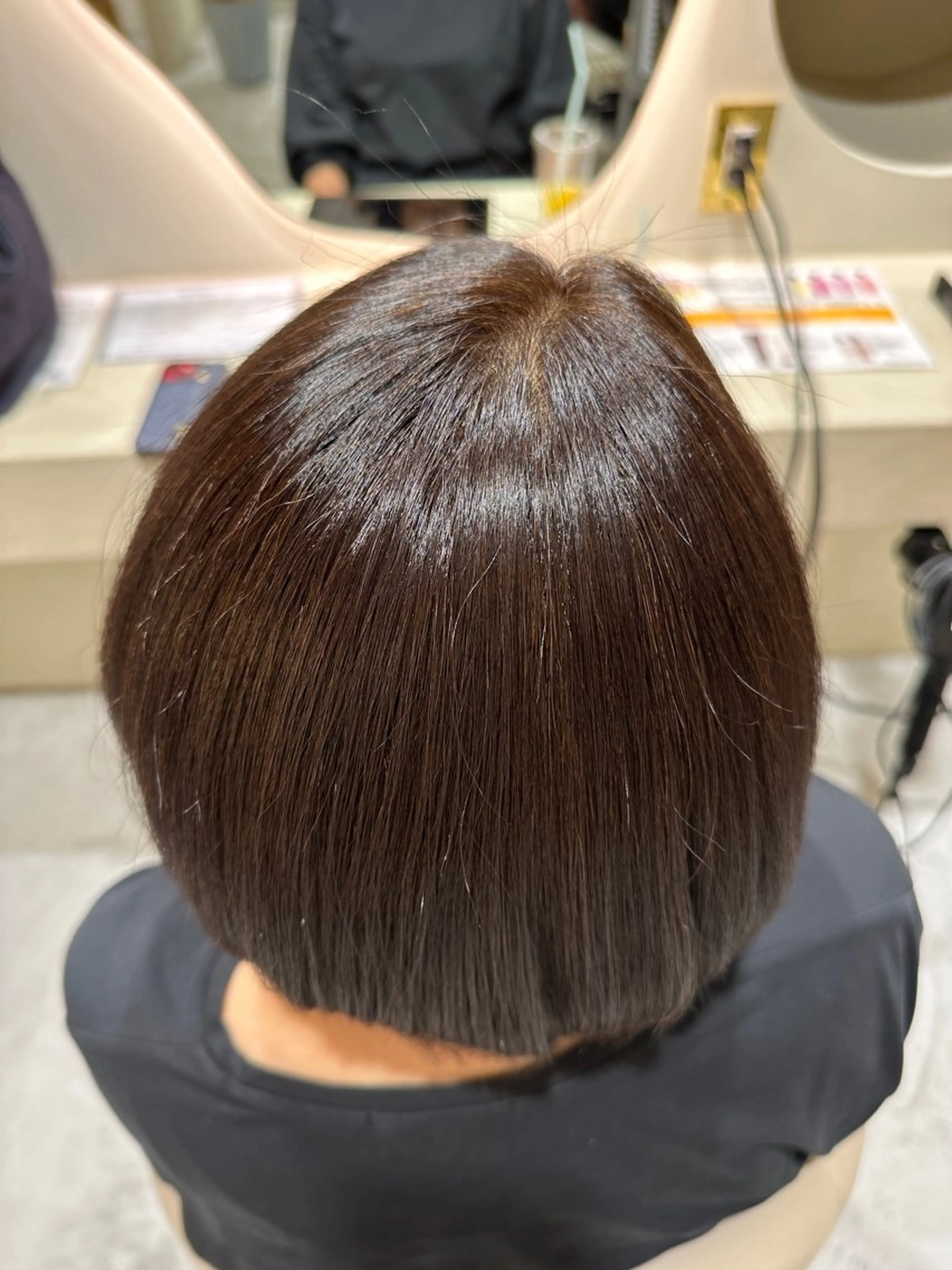 リタッチカラー（根元の白髪染めも）の写真