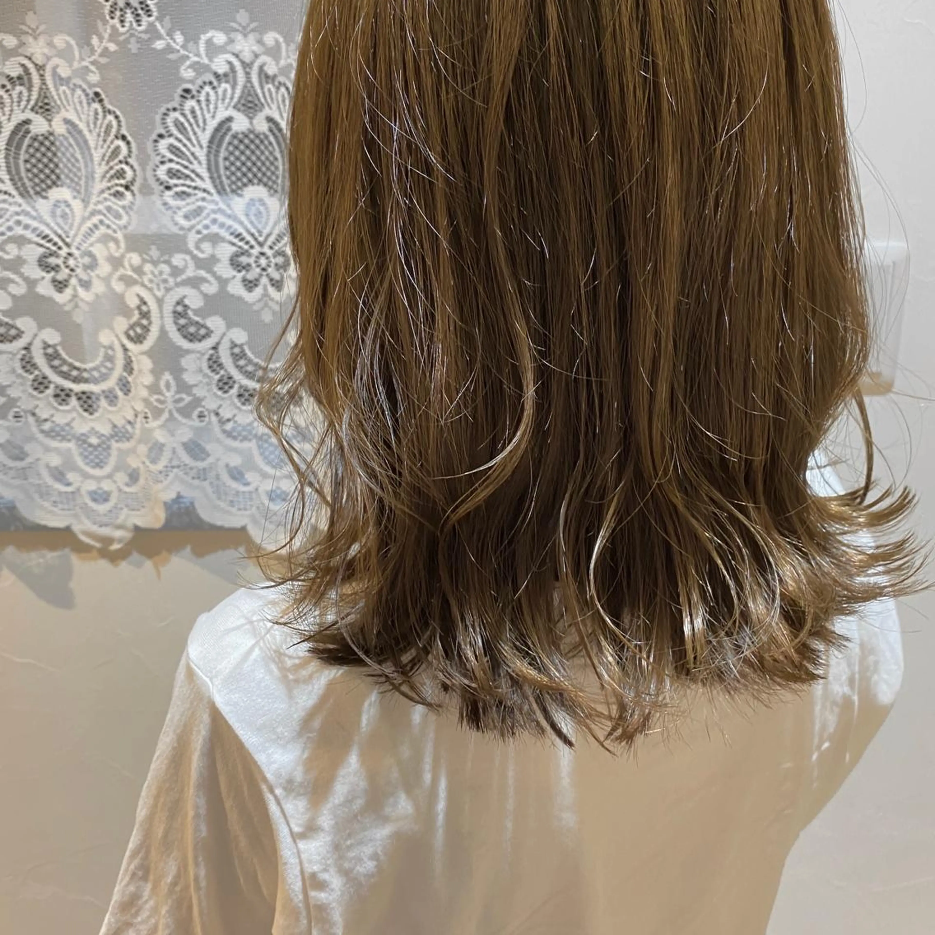 カラー アッシュ 笹木 琴乃のヘアスタイル