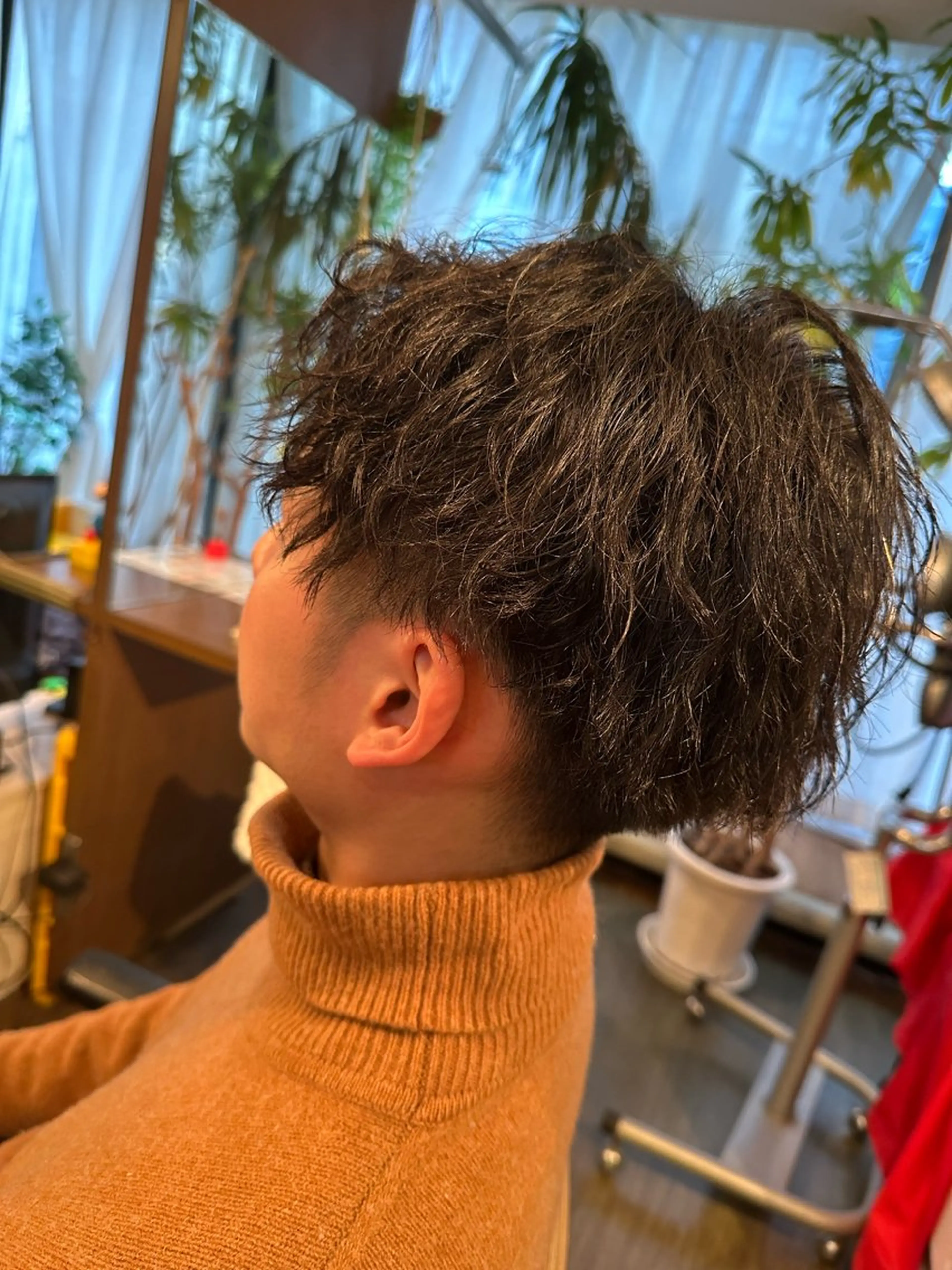 パーマ メンズ coupe ciseauxのヘアスタイル