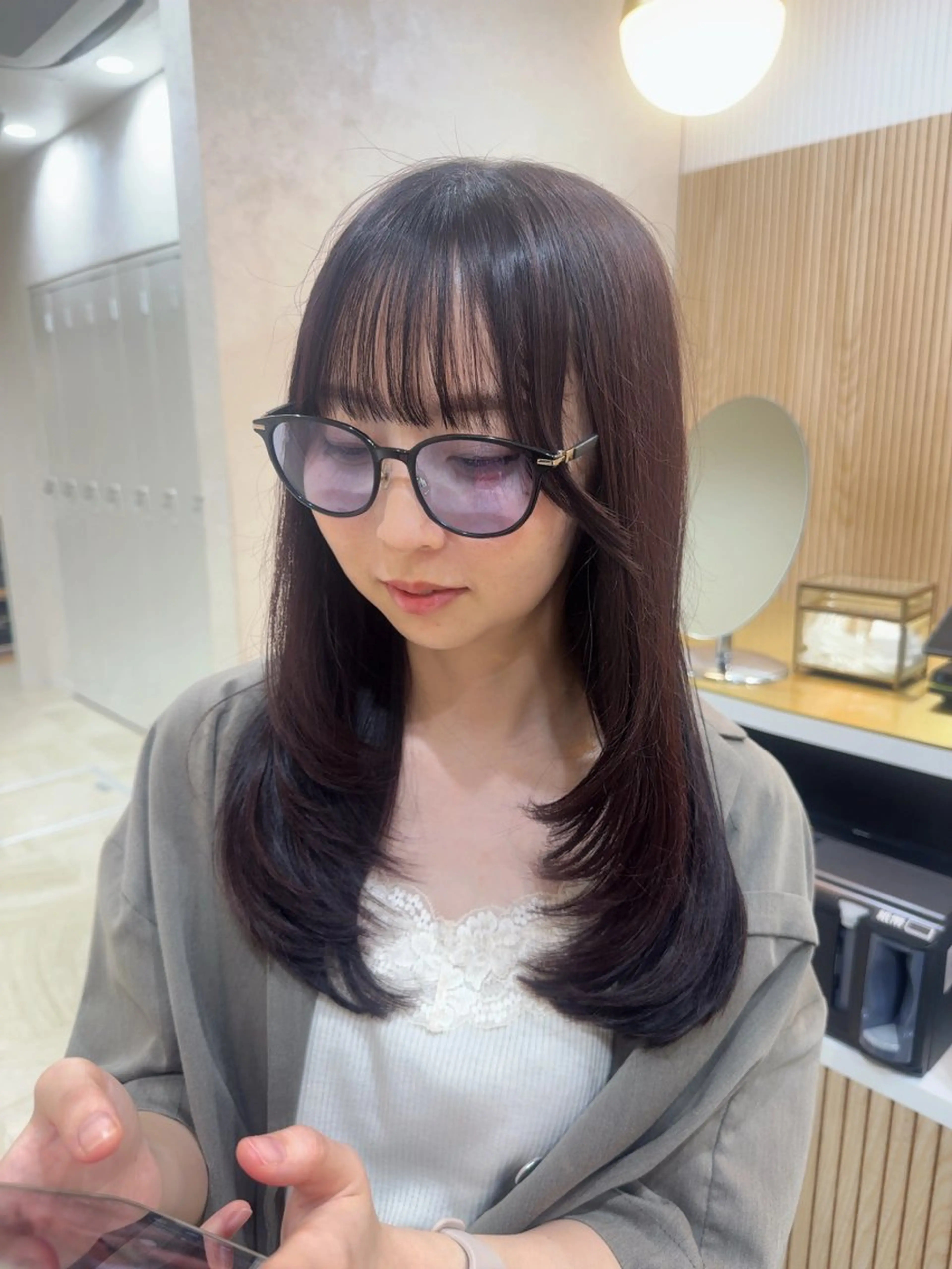 セミロング カット ヘアカラー トリートメント ヘッドスパ mina .のヘアスタイル