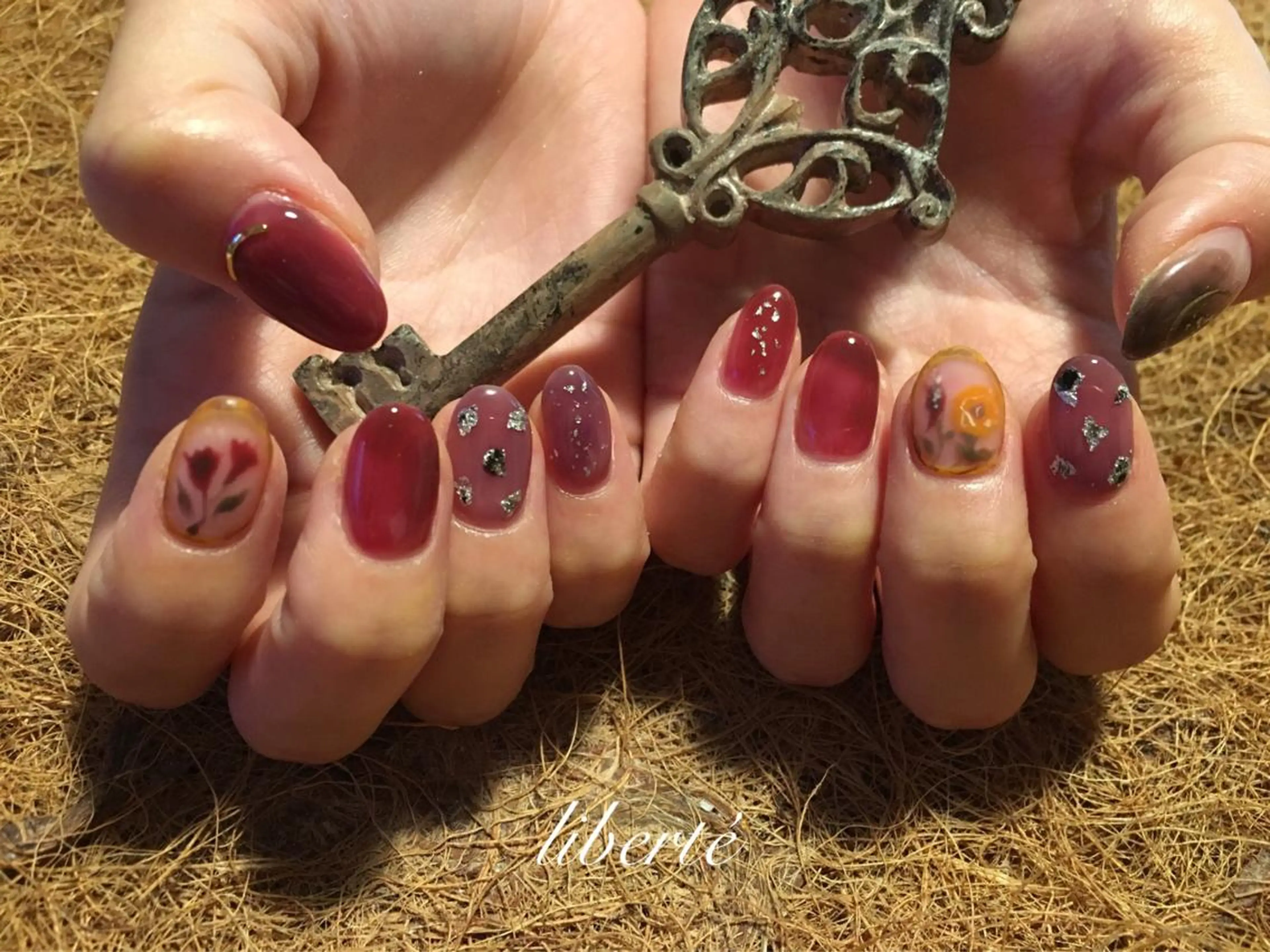 ネイル liberté (リベルテ)のネイルデザイン