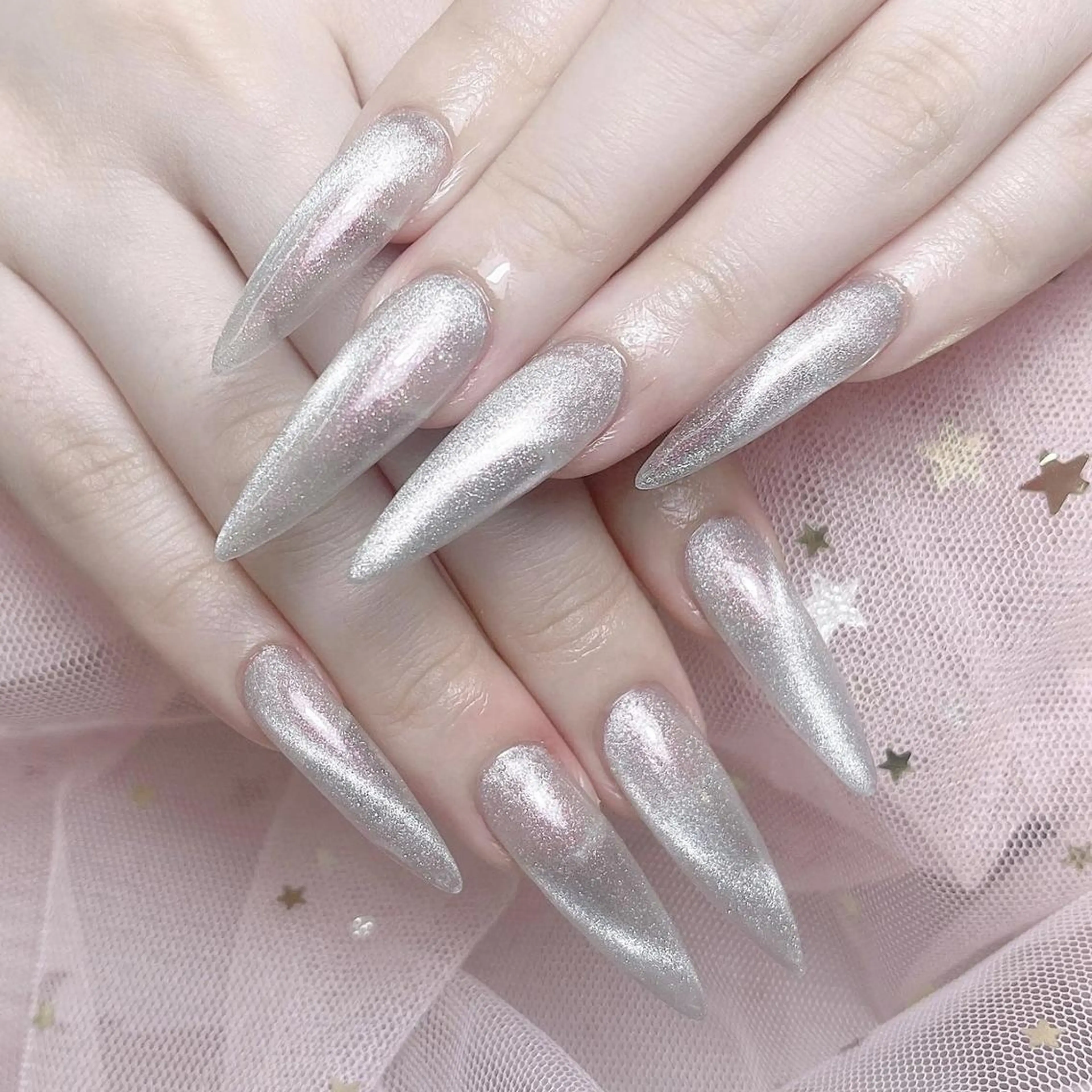 ネイル 🎀まゆ 🪽🐾のネイルデザイン