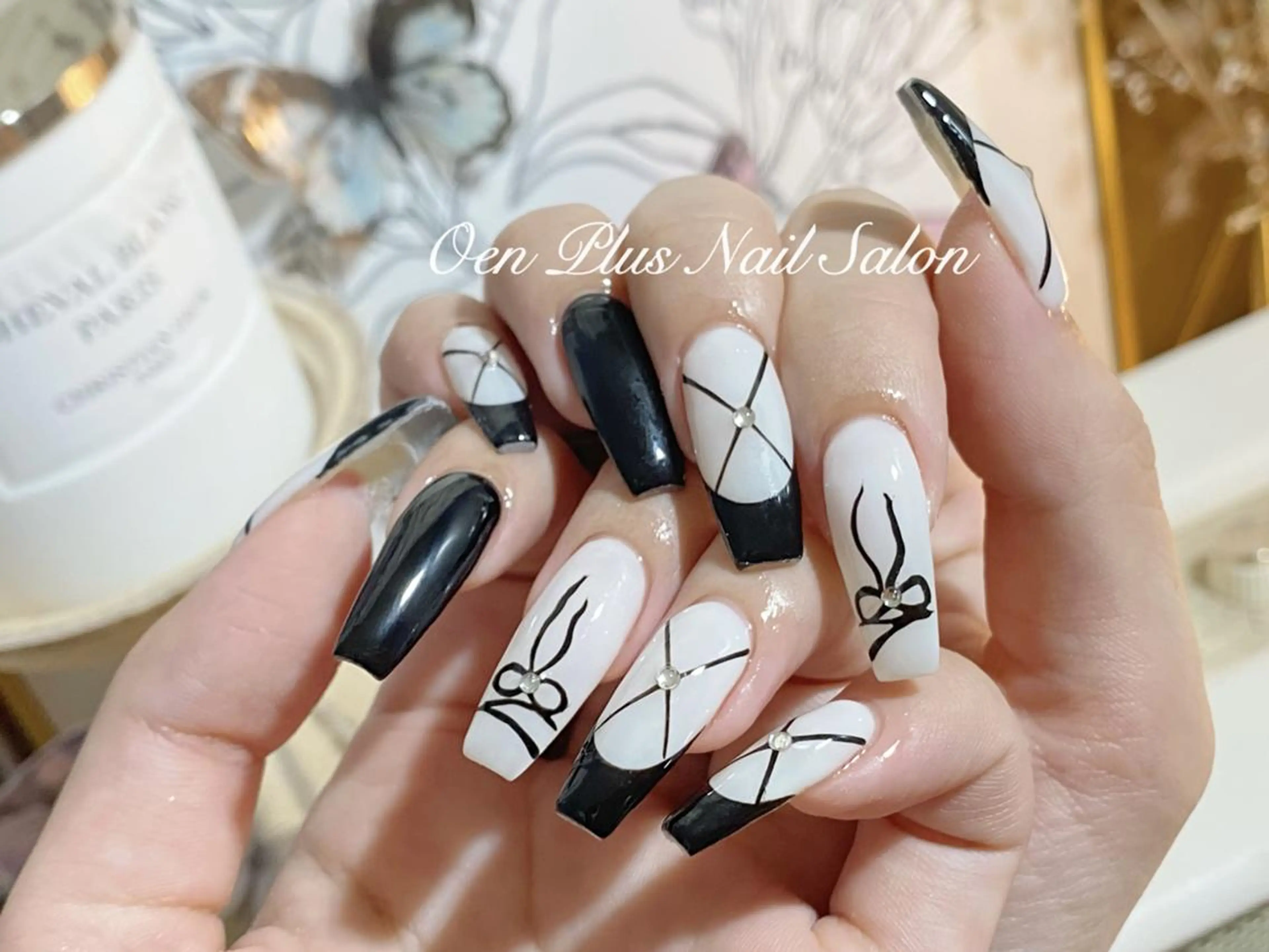 ネイル One Plus Nail Salonのネイルデザイン