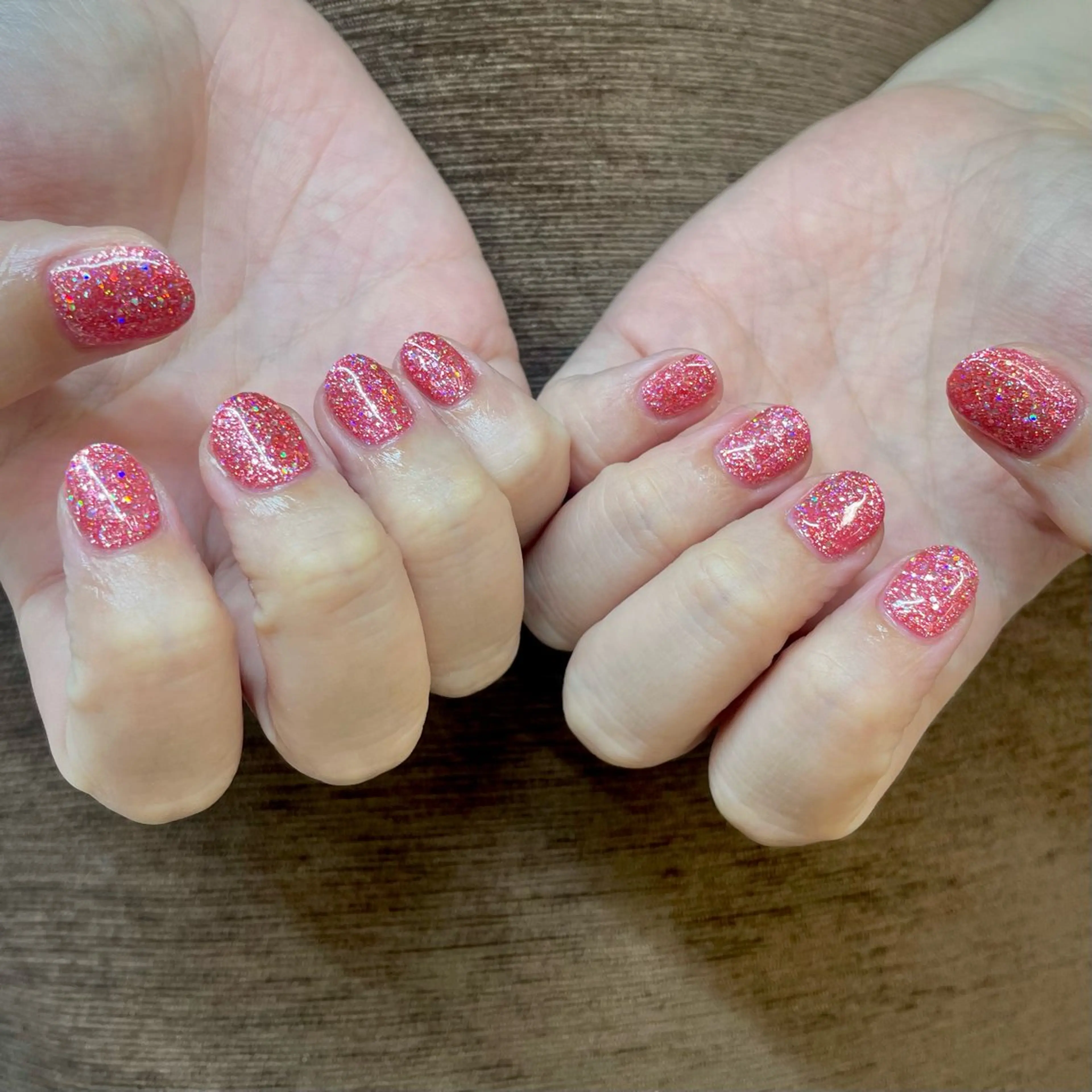 ネイル キラキラネイル ラメ(グリッター) ピンク MAXKELLY EMIのネイルデザイン