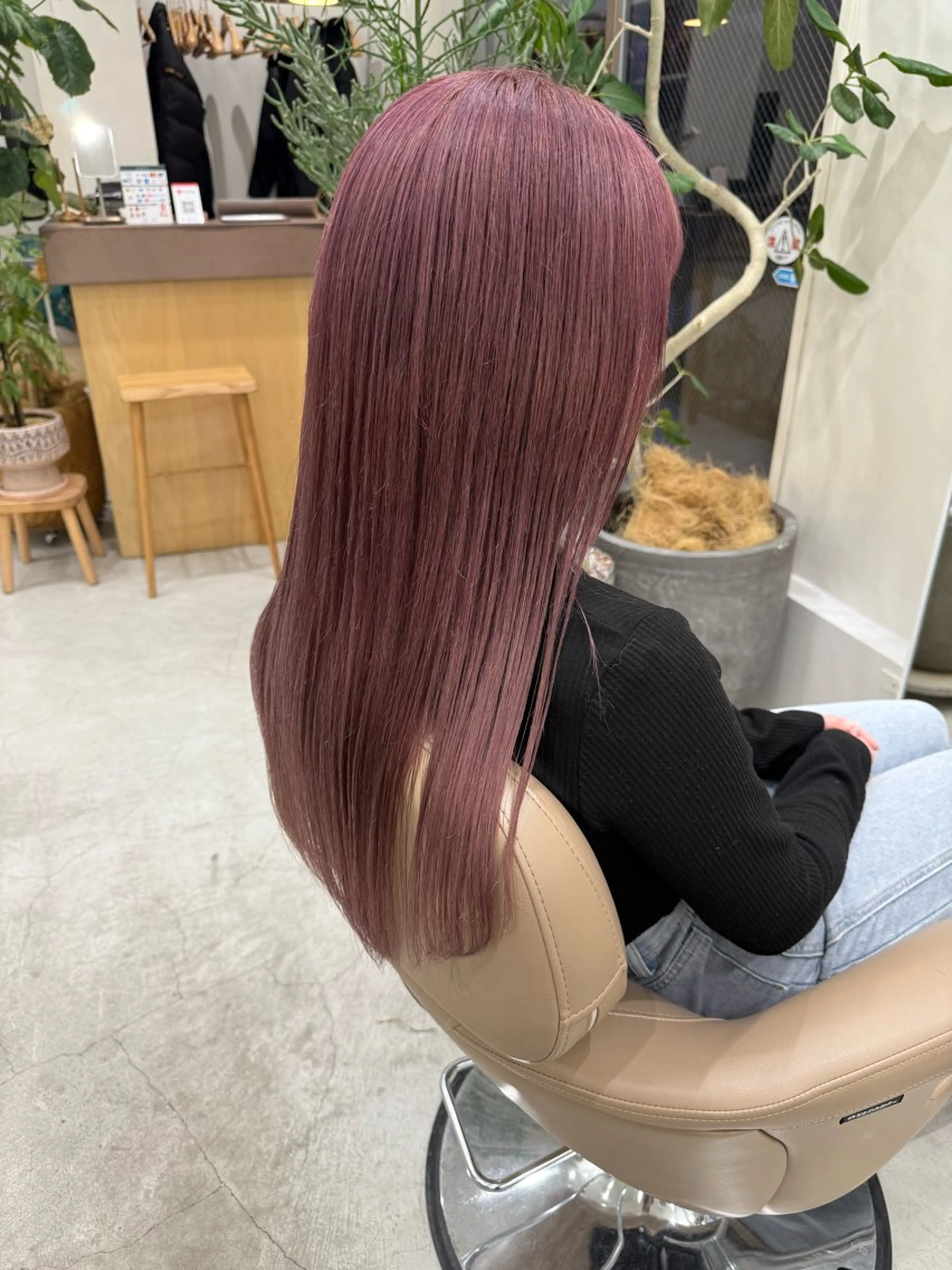 ロング カラー 💛🤍U too e’s 鎌倉🧸のヘアスタイル