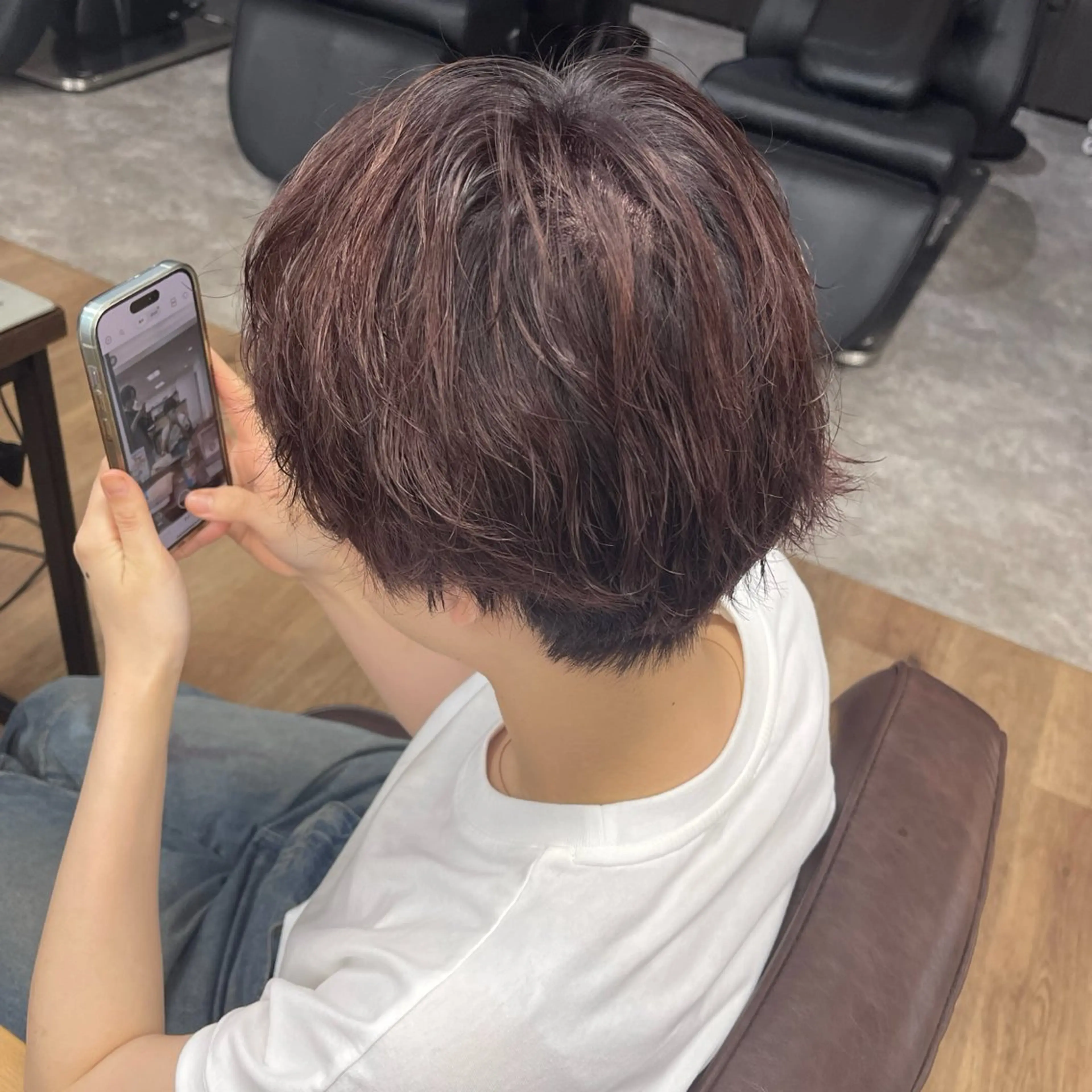 ショート カラー ブラウンカラー 透明感カラー イルミナカラー ピンクカラー ピンクブラウン Amaris おおしまのヘアスタイル