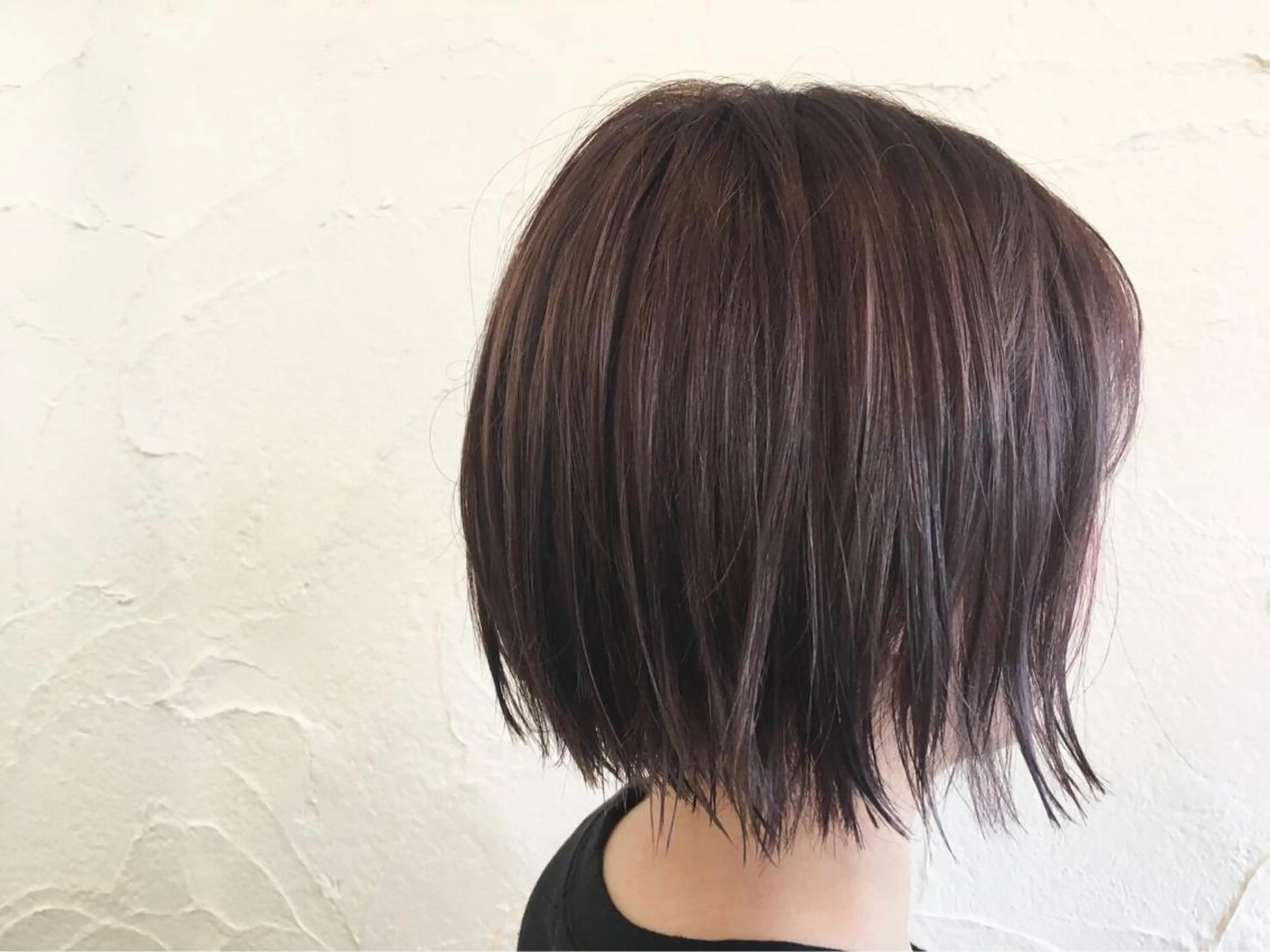 カラー 柴田 日菜子のヘアスタイル