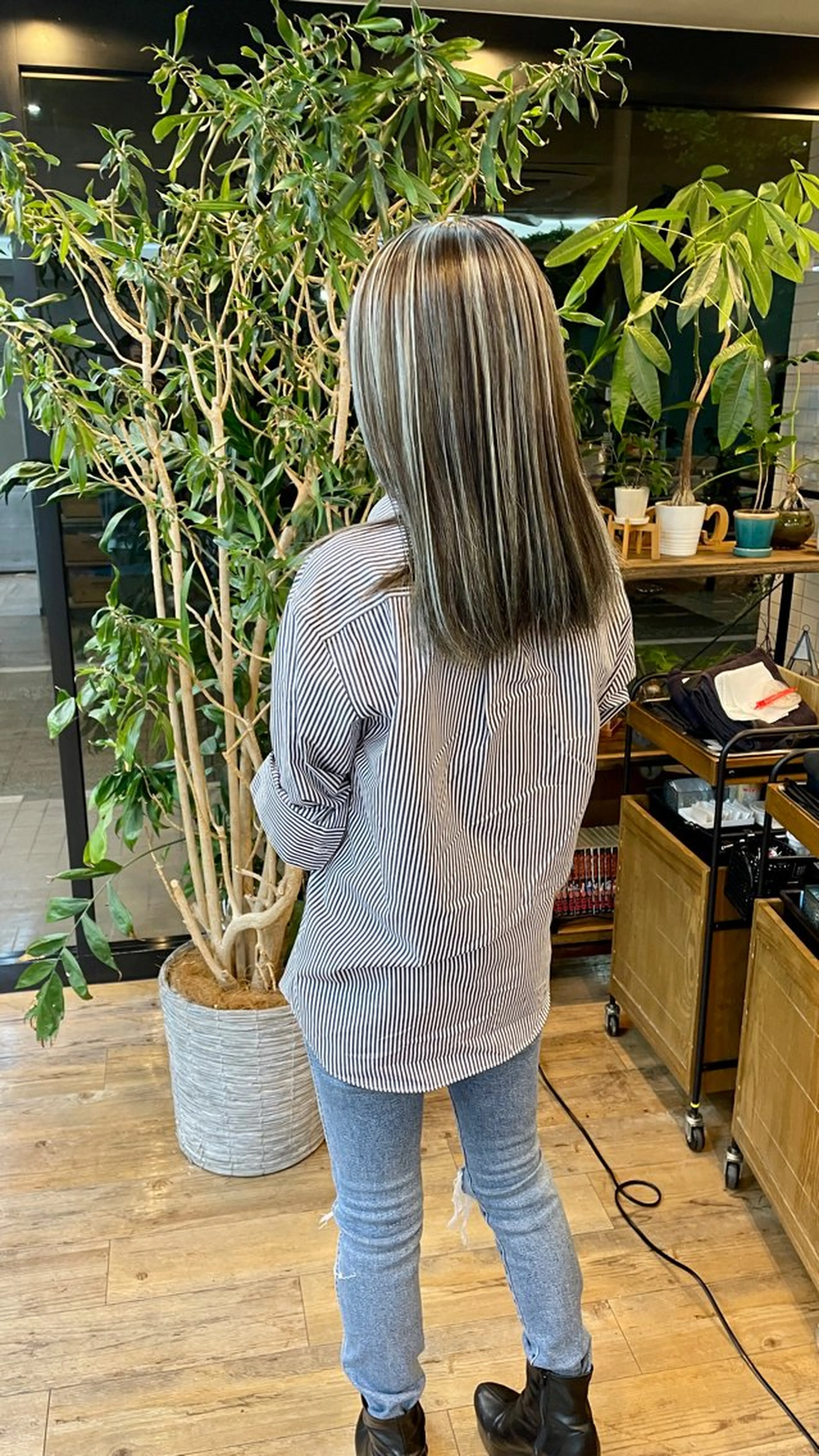 カラー Cure2所属・🌈ハイライト特化 🌈 🐶ノザワ🐶のヘアスタイル