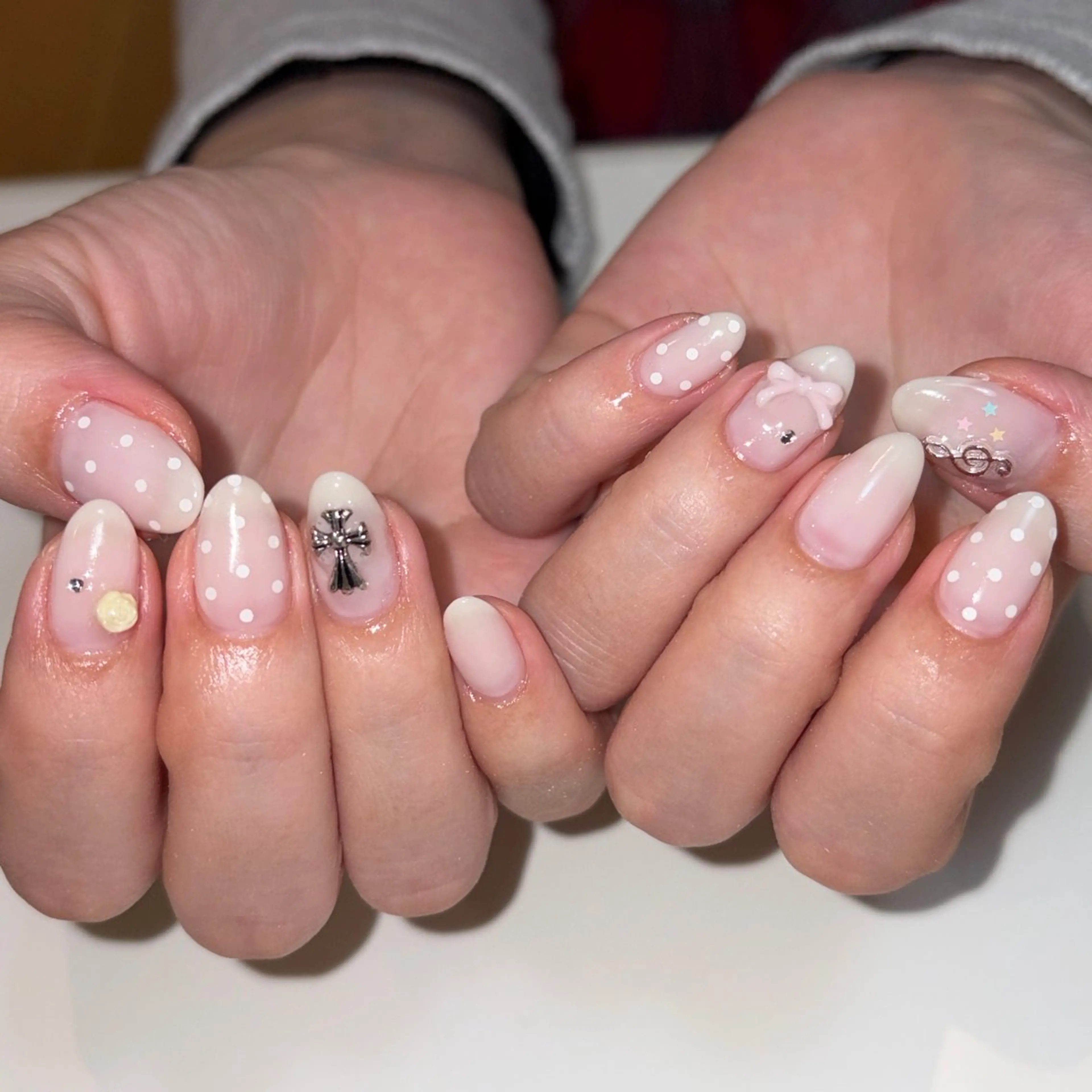 ネイル ハンドネイル sayuri ໒꒱のネイルデザイン