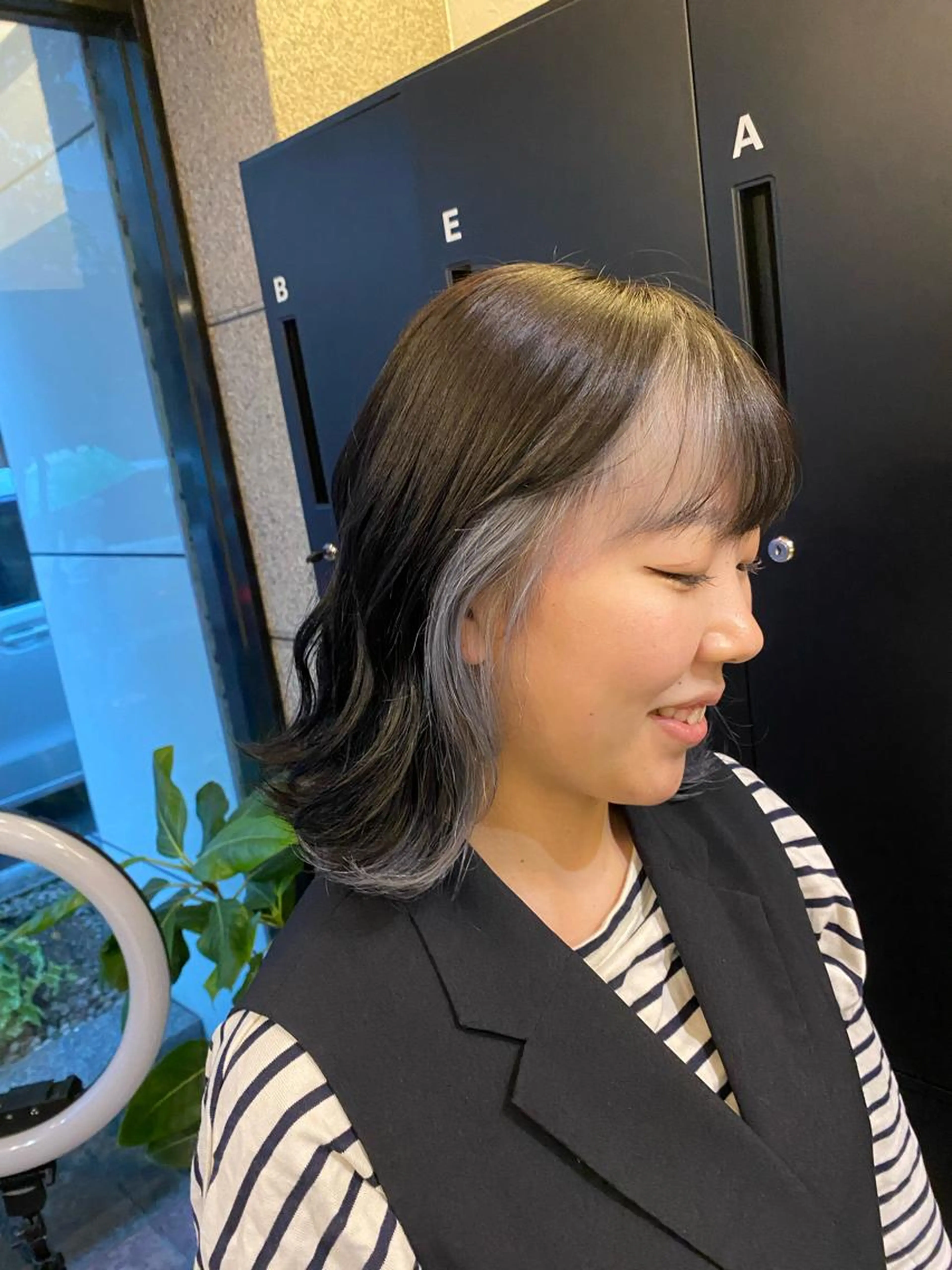 ケアブリーチ‼️イヤリングカラー＋3stepトリートメント✨（全体カラー込み）【インナーカラー】の写真