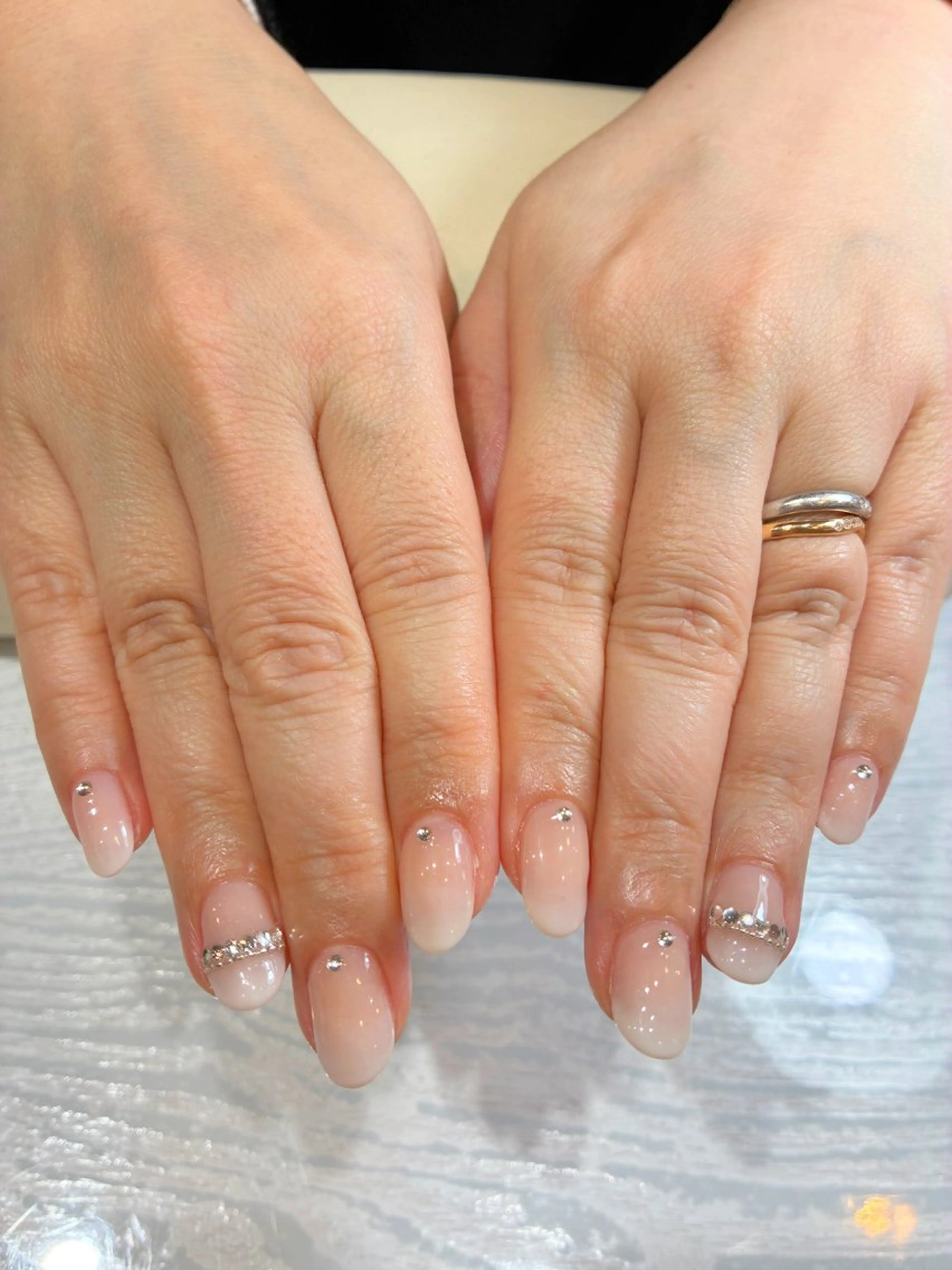 ネイル アートネイル シンプルネイル Nest 岩崎のネイルデザイン