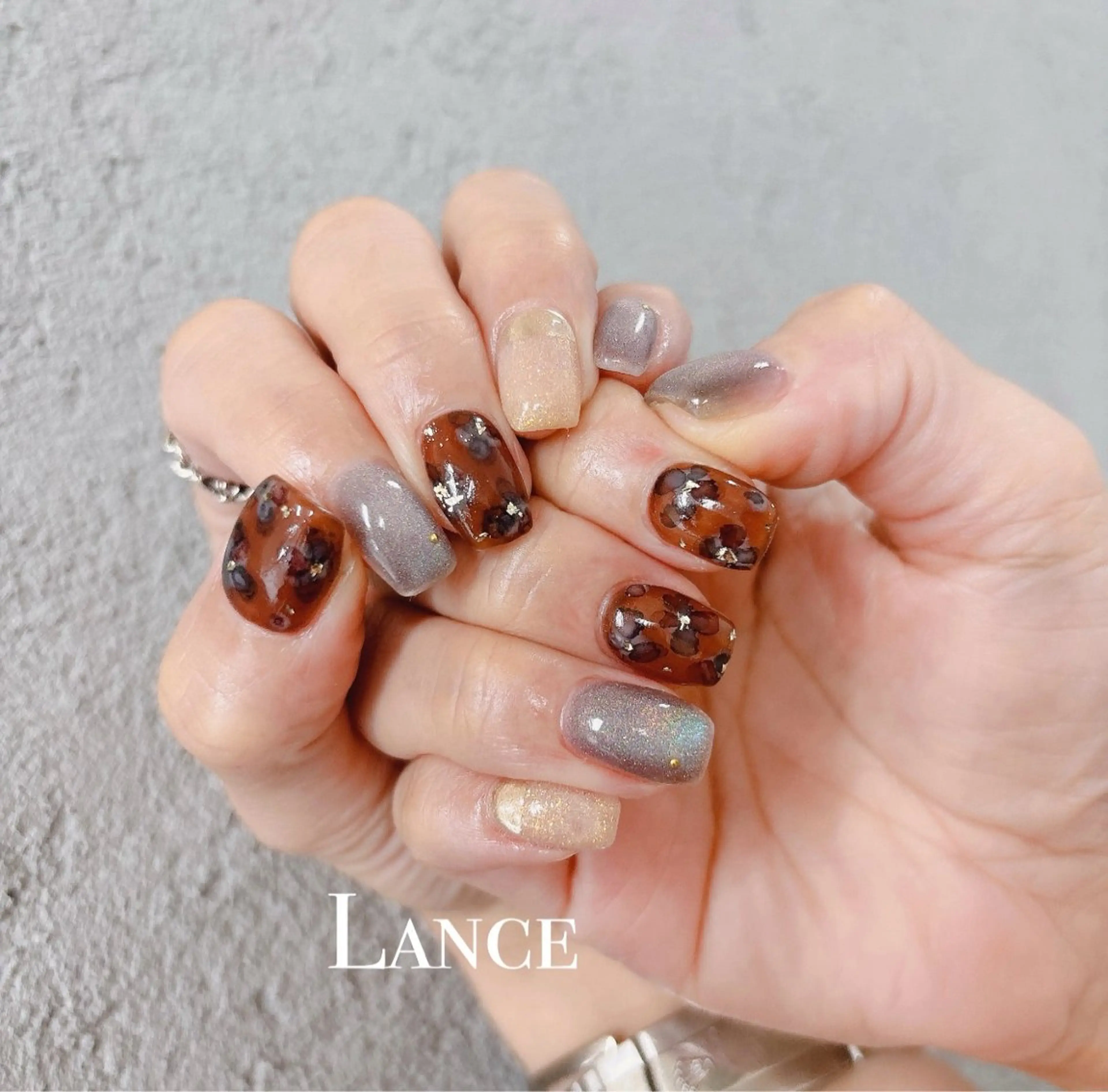 ネイル オーロラネイル フットネイル 氷ネイル・うるうるネイル キラキラネイル 韓国ネイル Lance nailのネイルデザイン