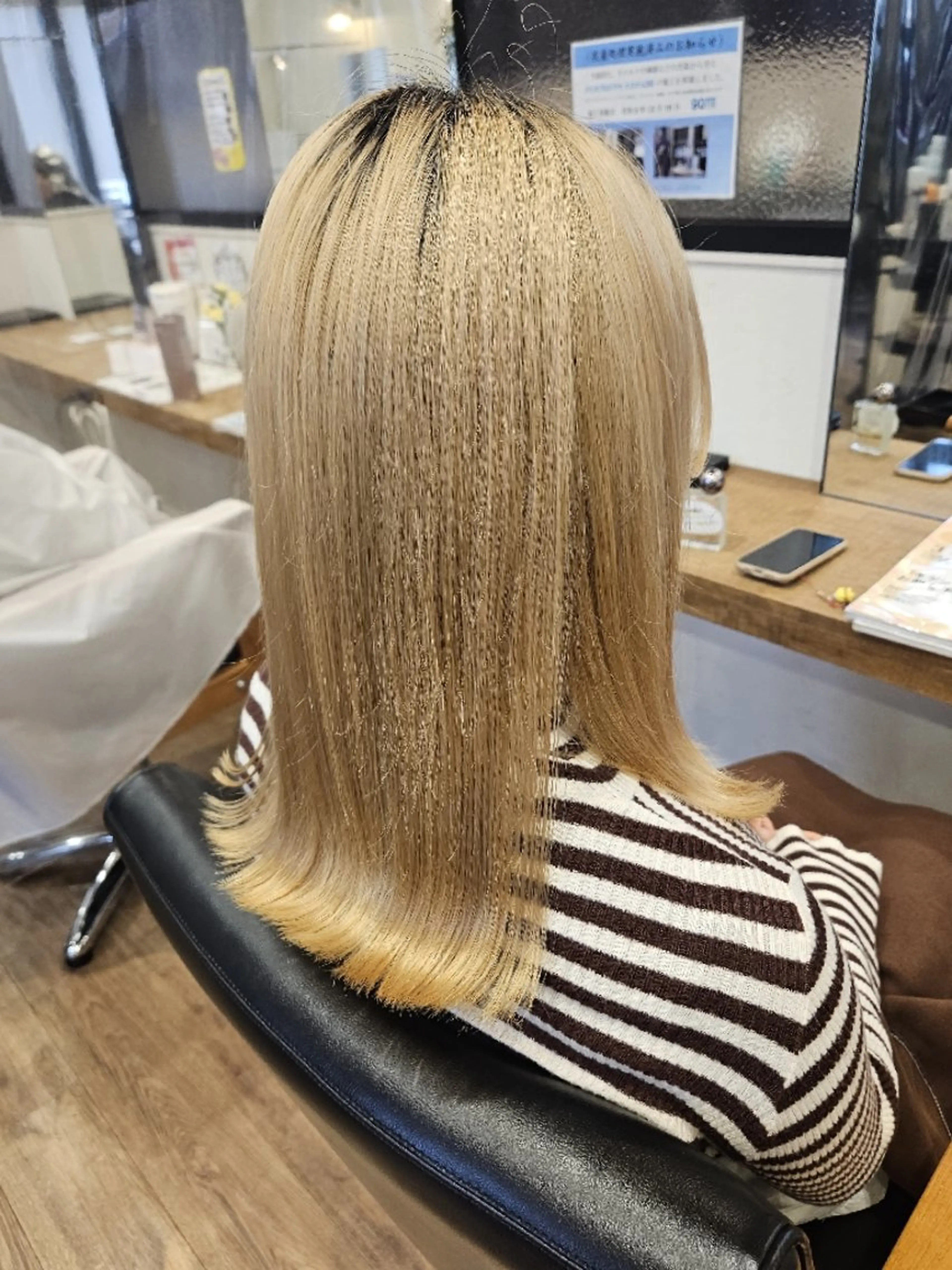 セミロング カラー 関口 友菜のヘアスタイル