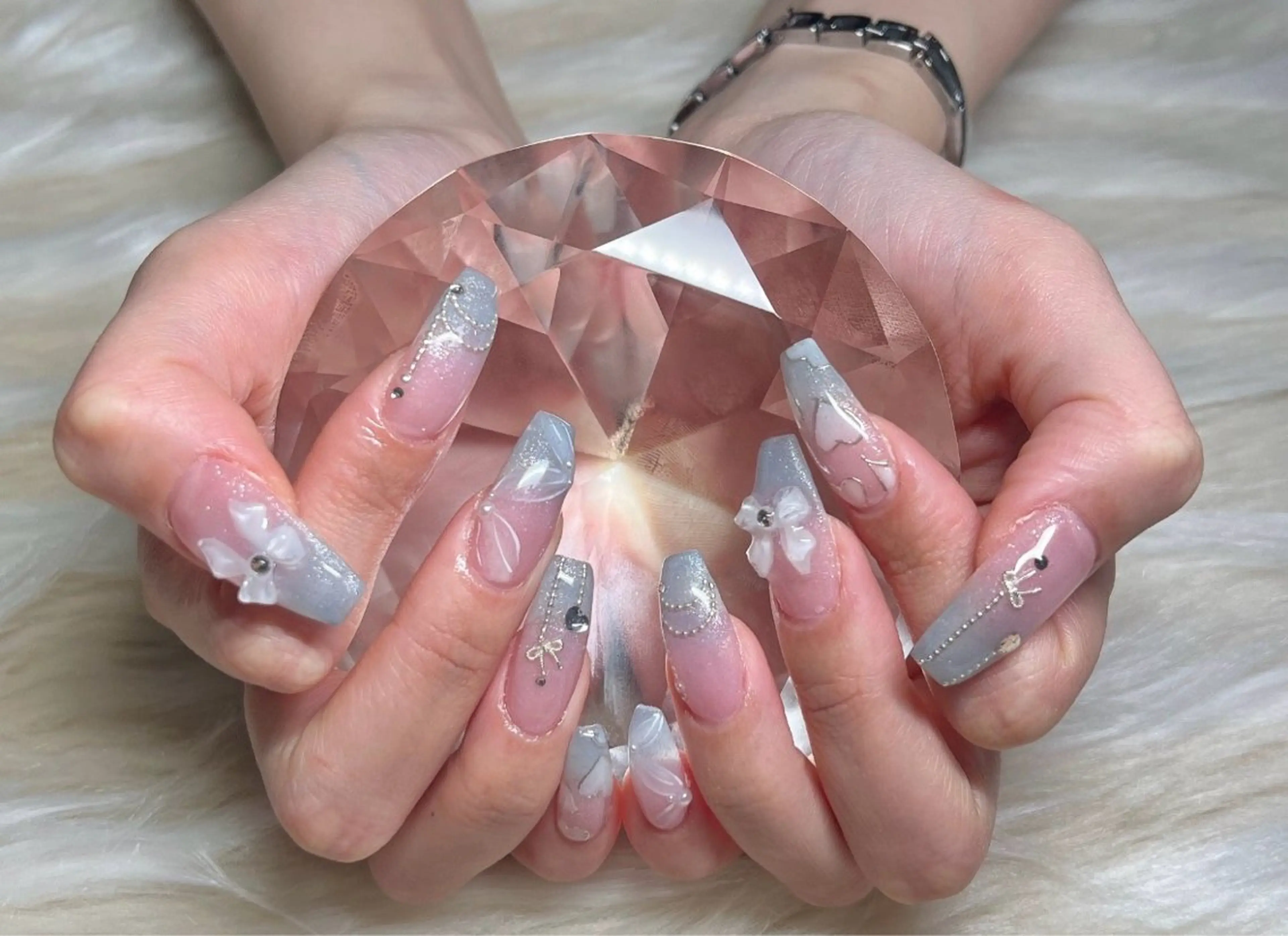 ネイル 長さ出し フラッシュネイル フラッシュマグ フレンチネイル ジェルネイル ハンドネイル Nail&eye Belire 新宿のネイルデザイン
