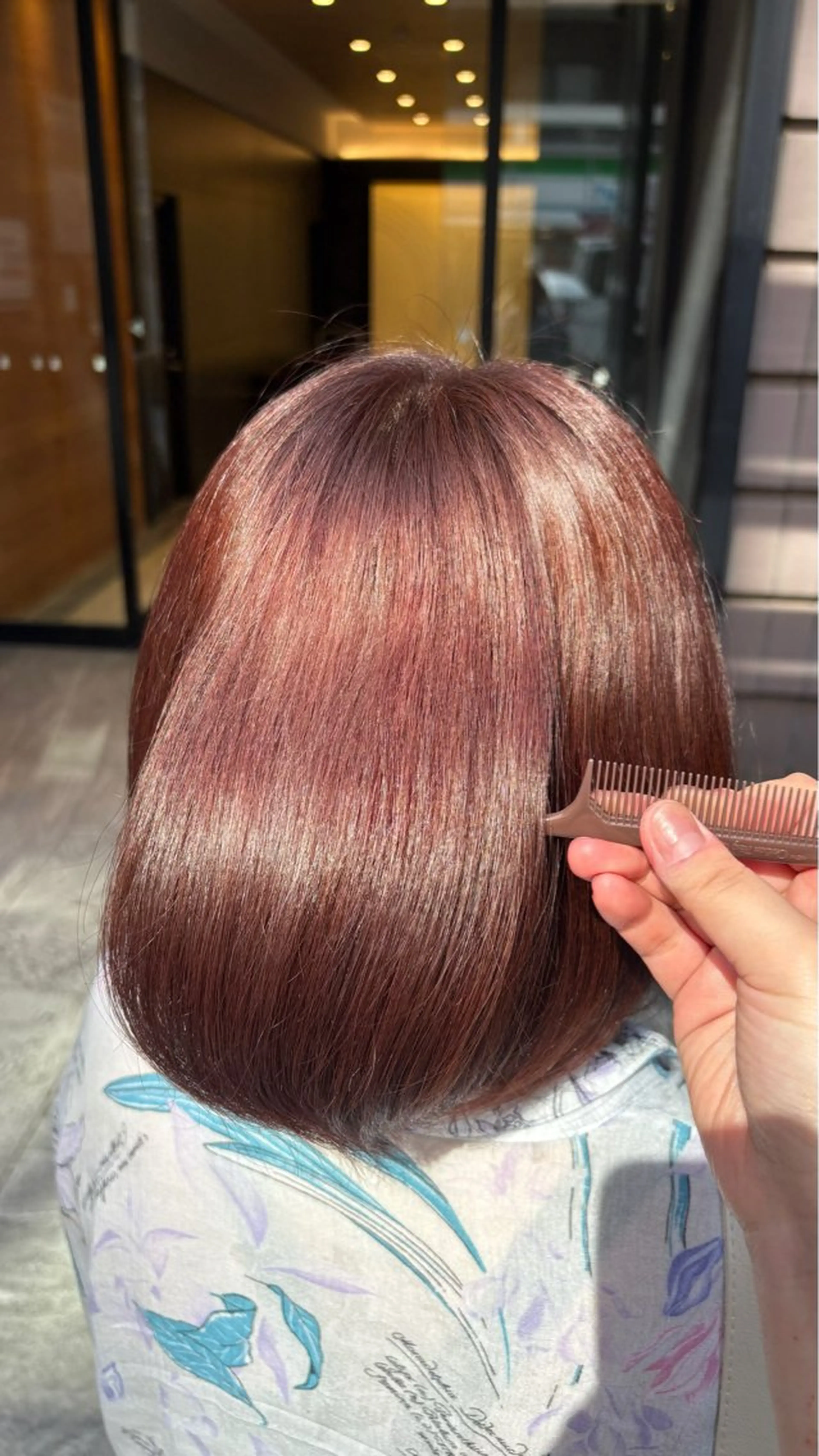 ショート カラー 折野 来菜のヘアスタイル