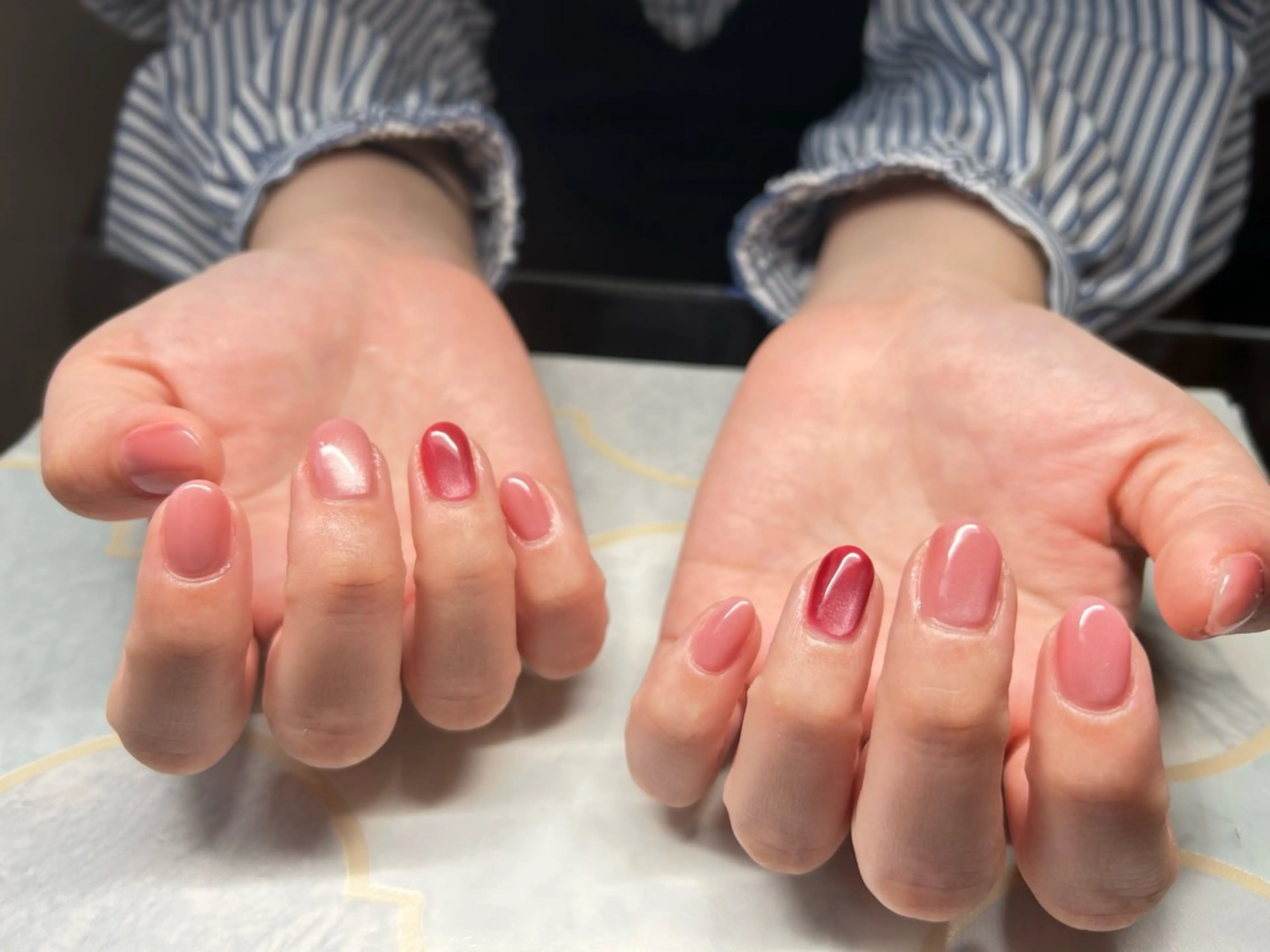 ネイル マグネットネイル ハンドネイル Lisa’s Salonのネイルデザイン