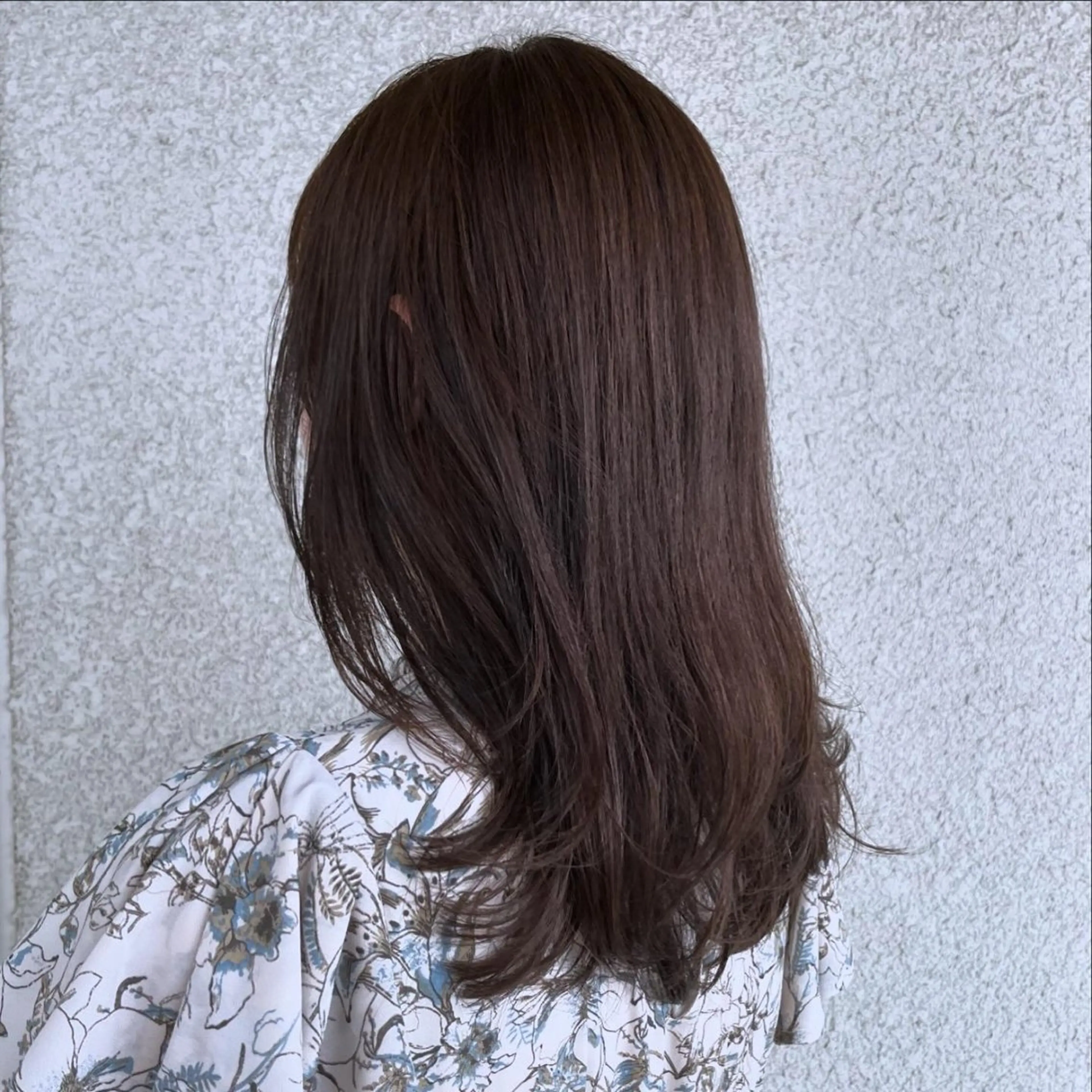 セミロング 松本 茜のヘアスタイル