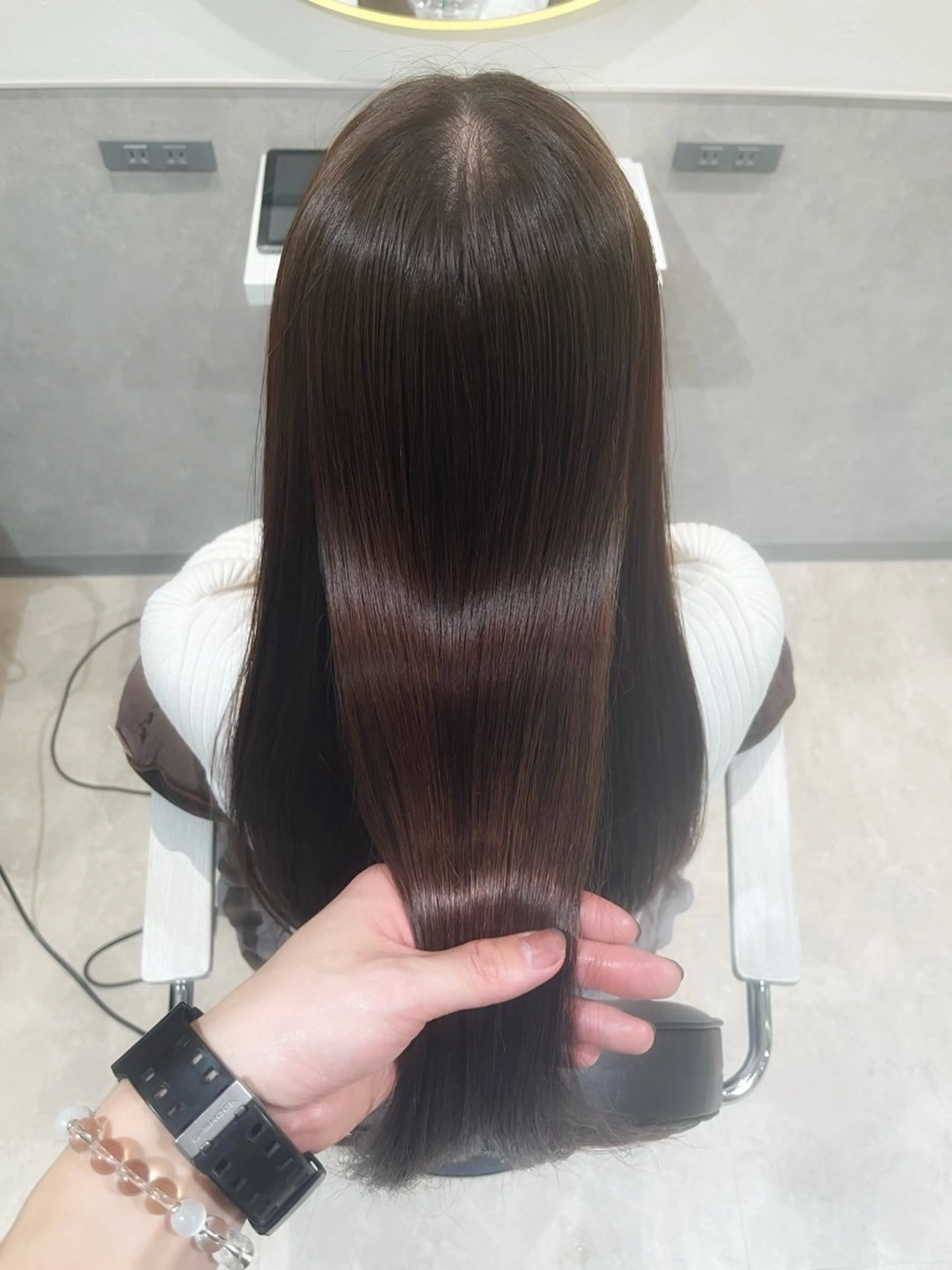 セミロング カット 縮毛矯正 トリートメント 銀座⭐️髪質改善⭐️ 平中　留生のヘアスタイル