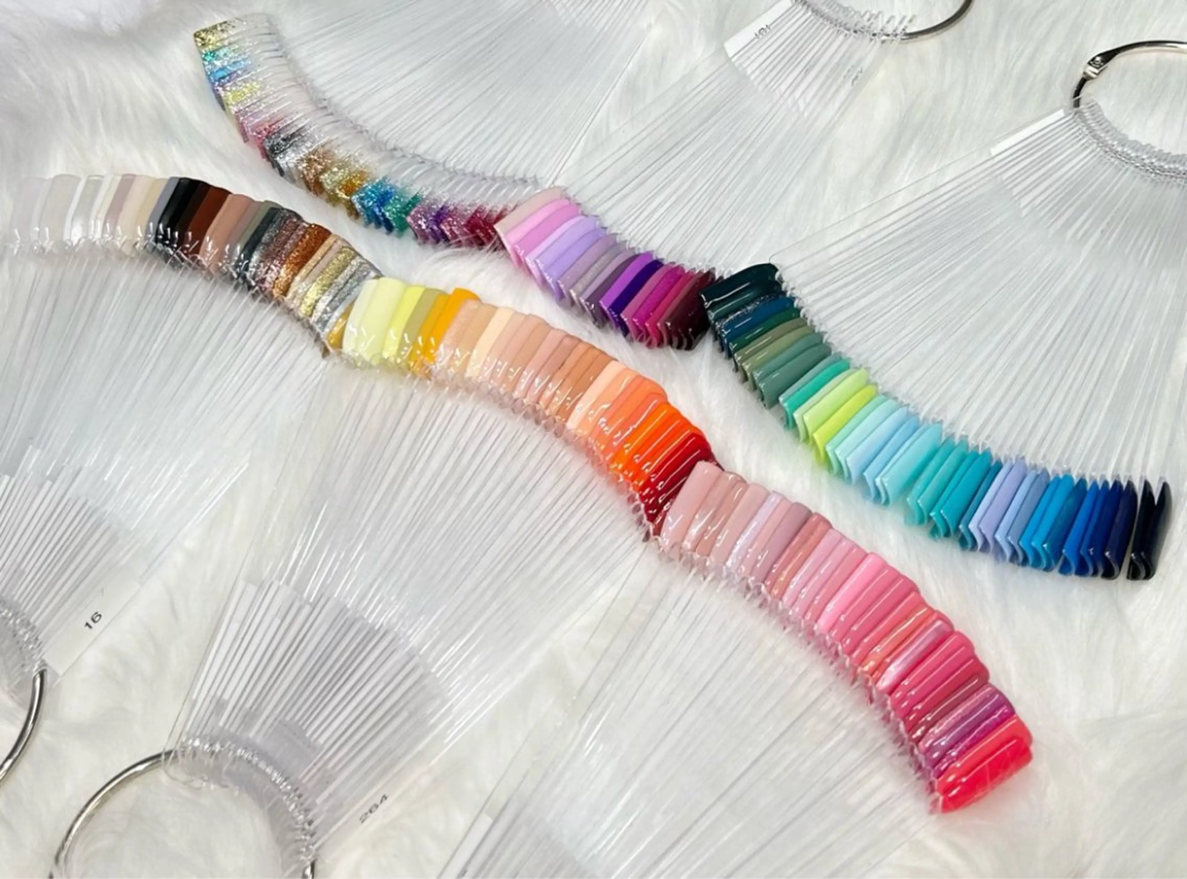 ネイル Feliz Saitoのマツエク・マツパデザイン