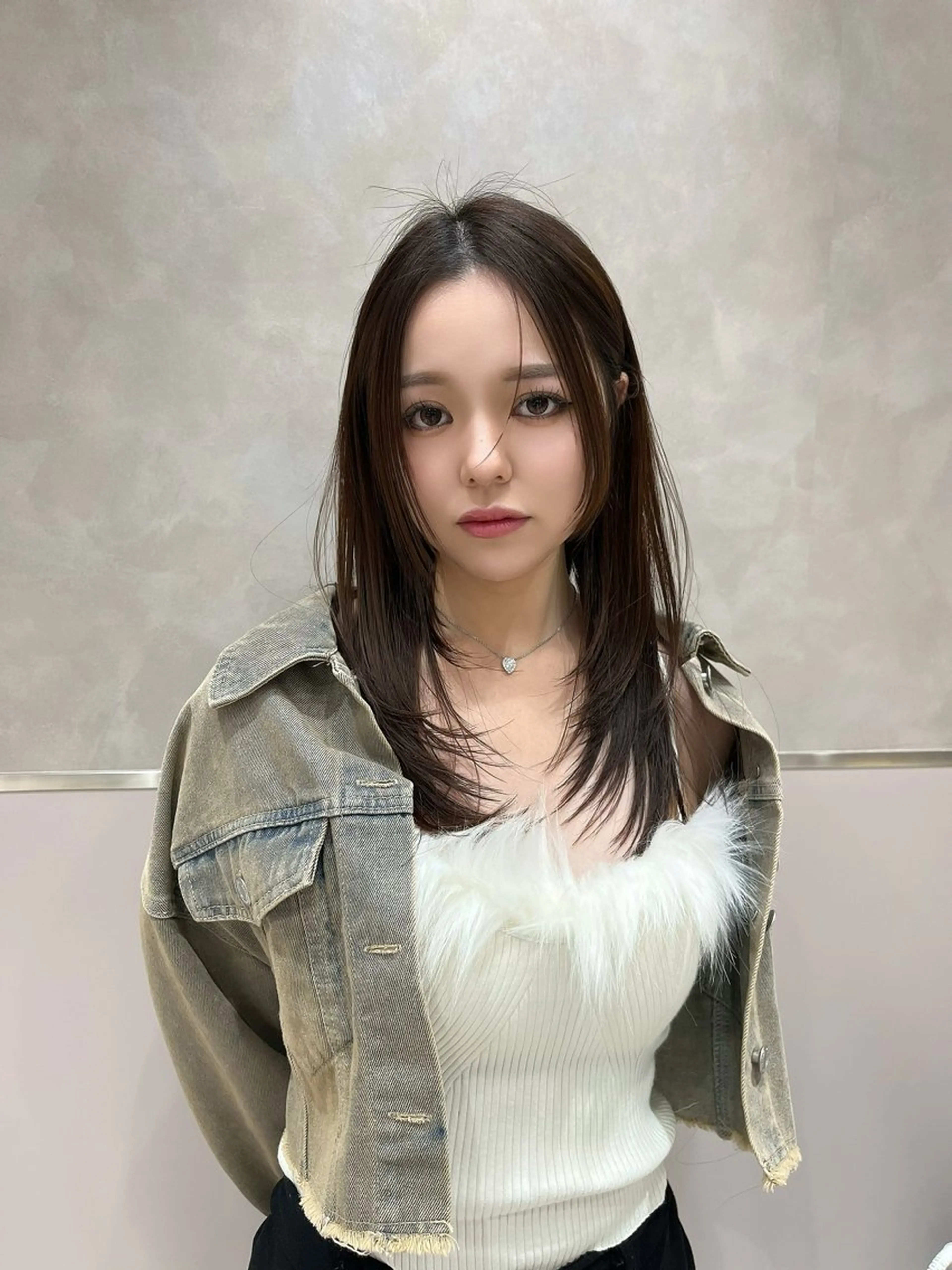 セミロング カラー レイヤーカット ヘアカラー トリートメント レイヤーカット顔周り /アレンジ伊藤彪真のヘアスタイル