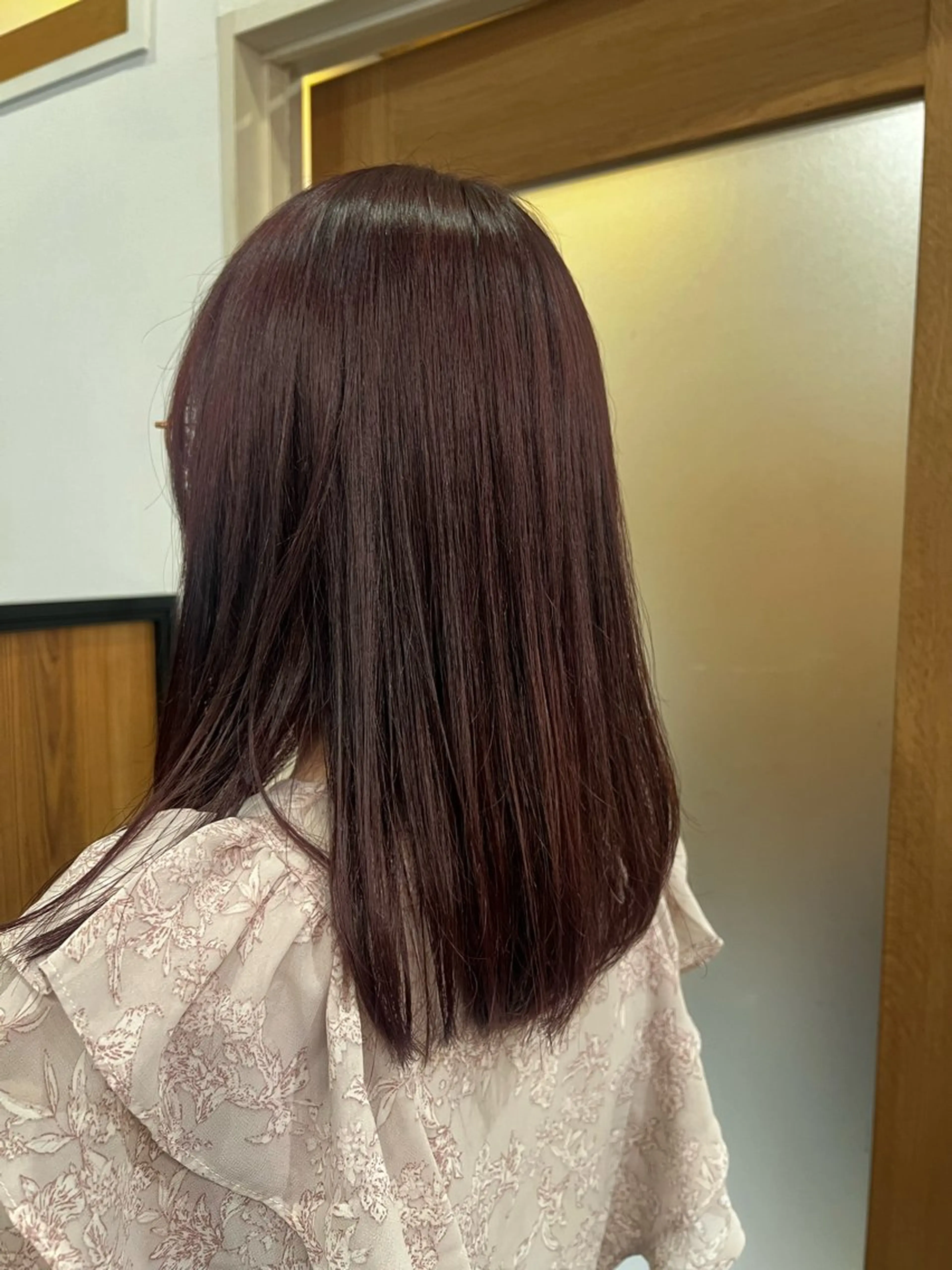 ミディアム カラー ブラウンカラー ピンクカラー ピンクブラウン コバヤシ ユメのヘアスタイル