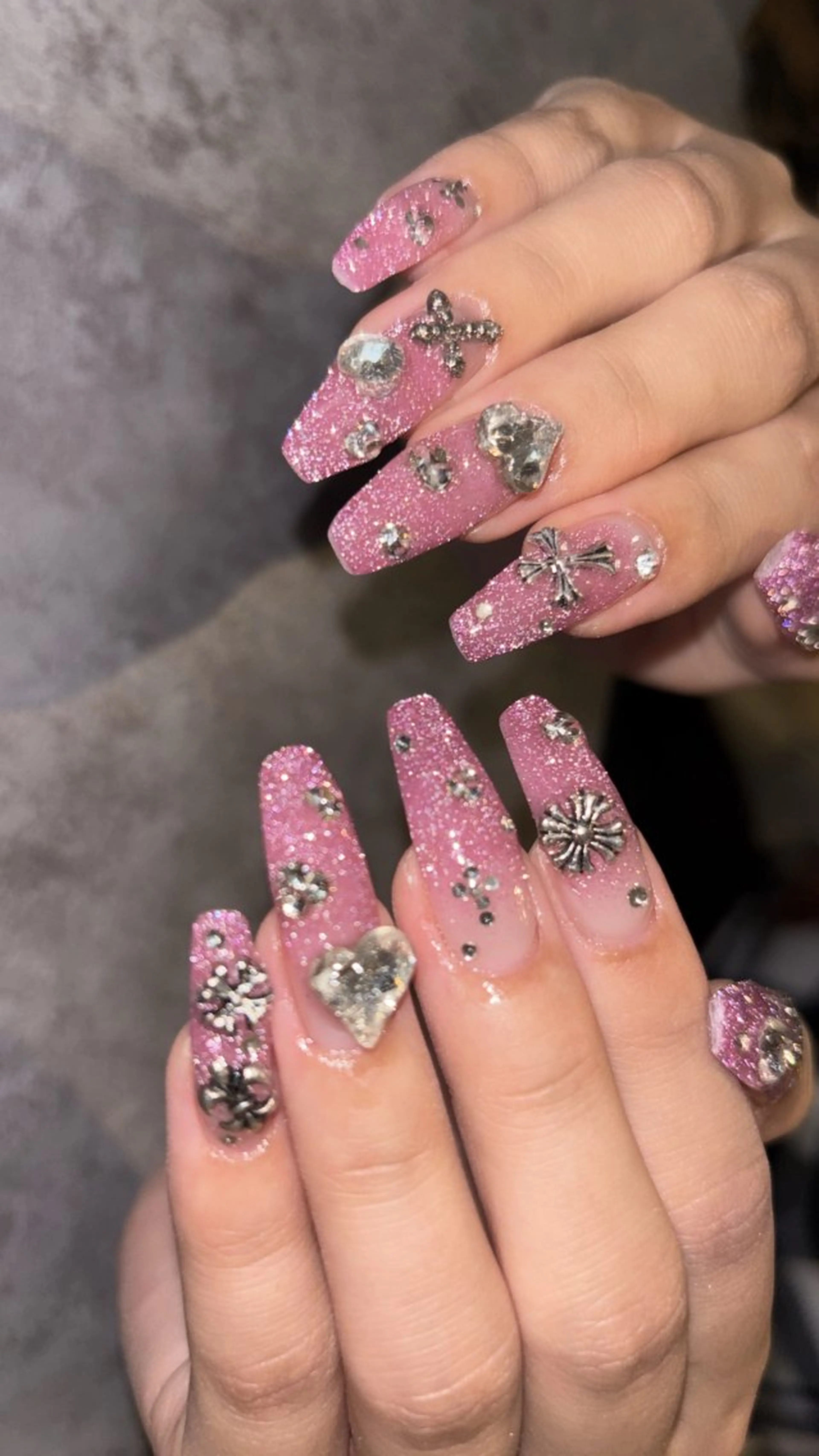 ネイル Mignon 、のネイルデザイン