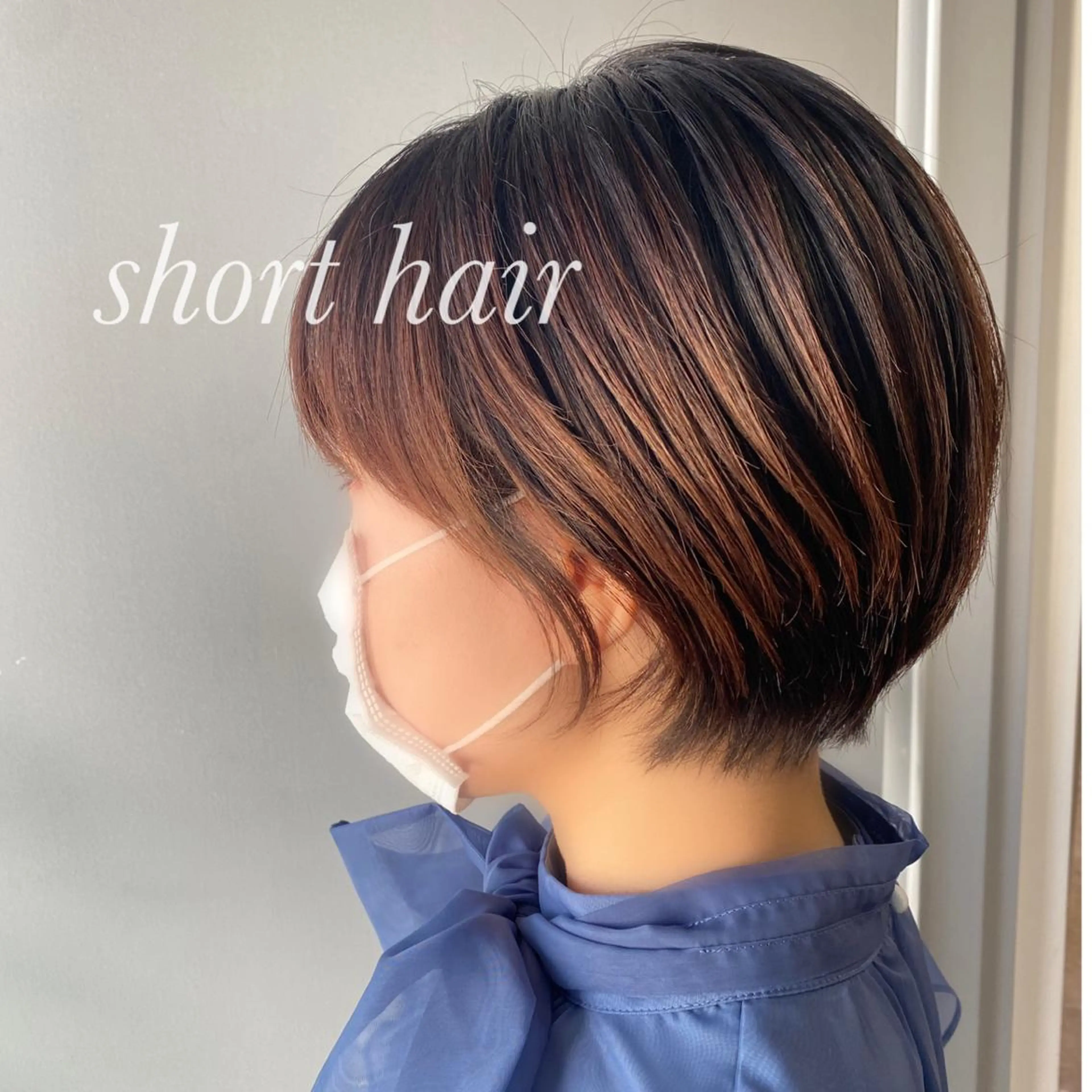 ショート MIYU透明感カラー ブリーチなしWカラーのヘアスタイル