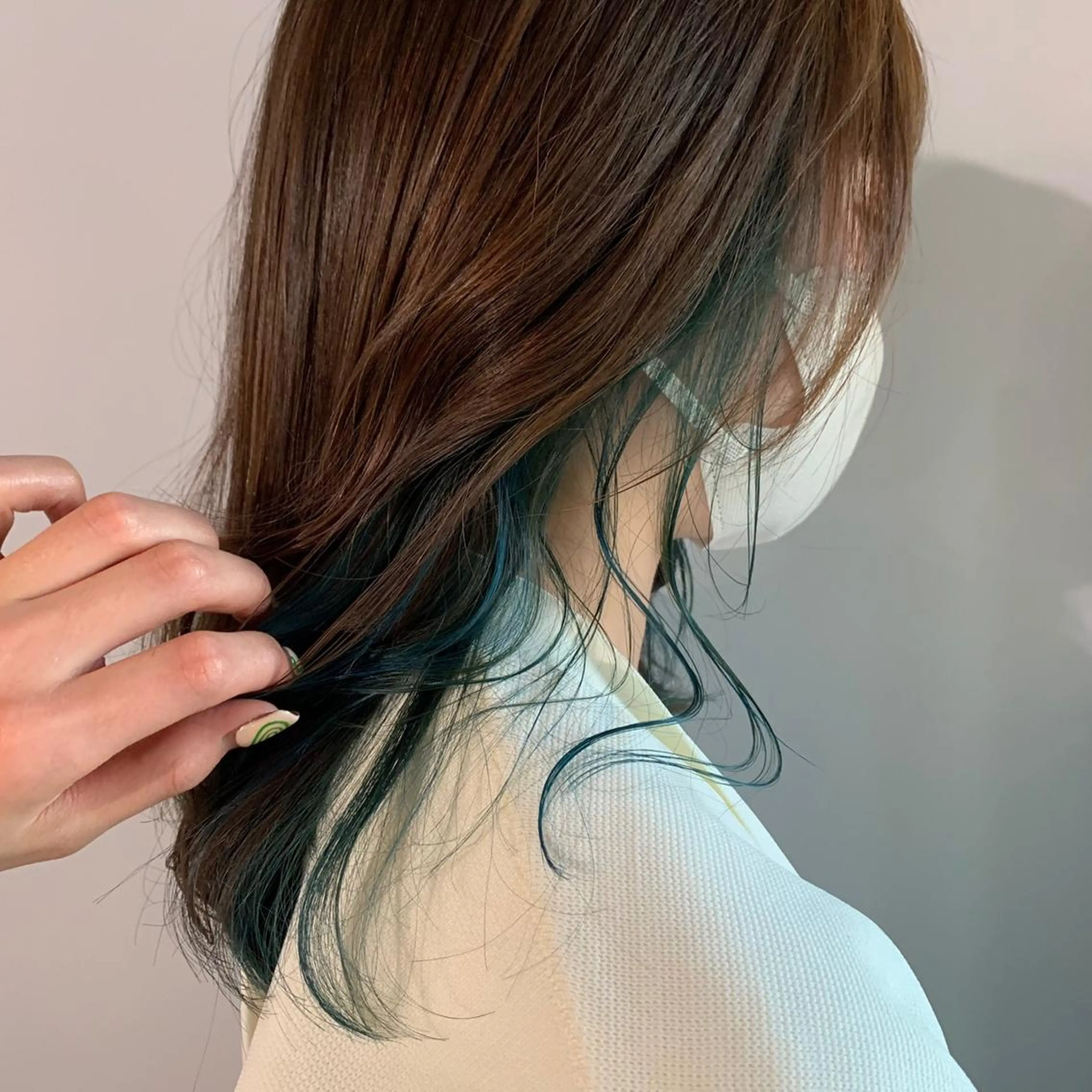 セミロング カラー ヘアアレンジ セミロングパーマ バレイヤージュ ブリーチ ケアブリーチ ダブルカラー カット ヘアカラー トリートメント Luana / 公式 / 大通のヘアスタイル
