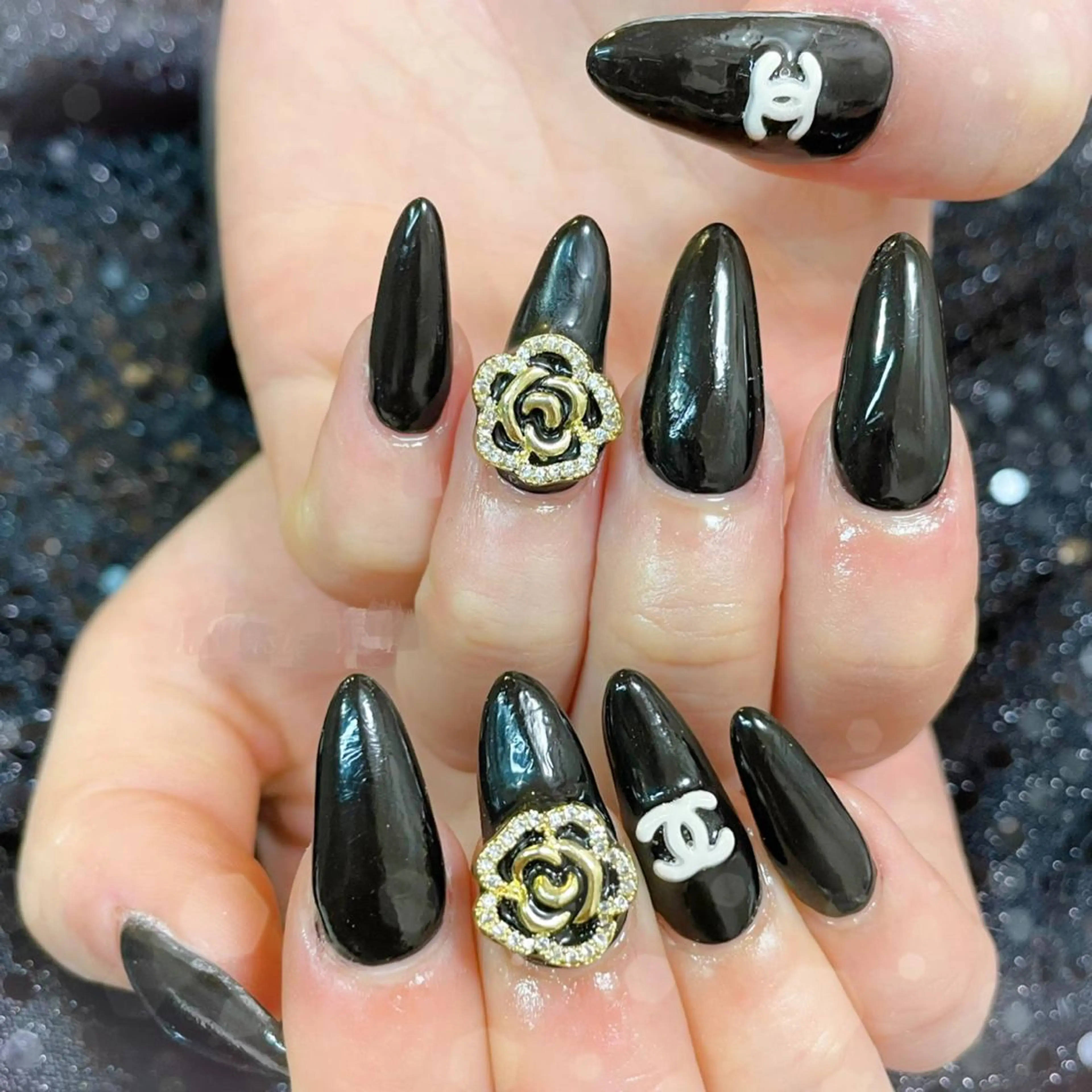 ネイル スカルプネイル MoON...❤︎ MeGuのネイルデザイン