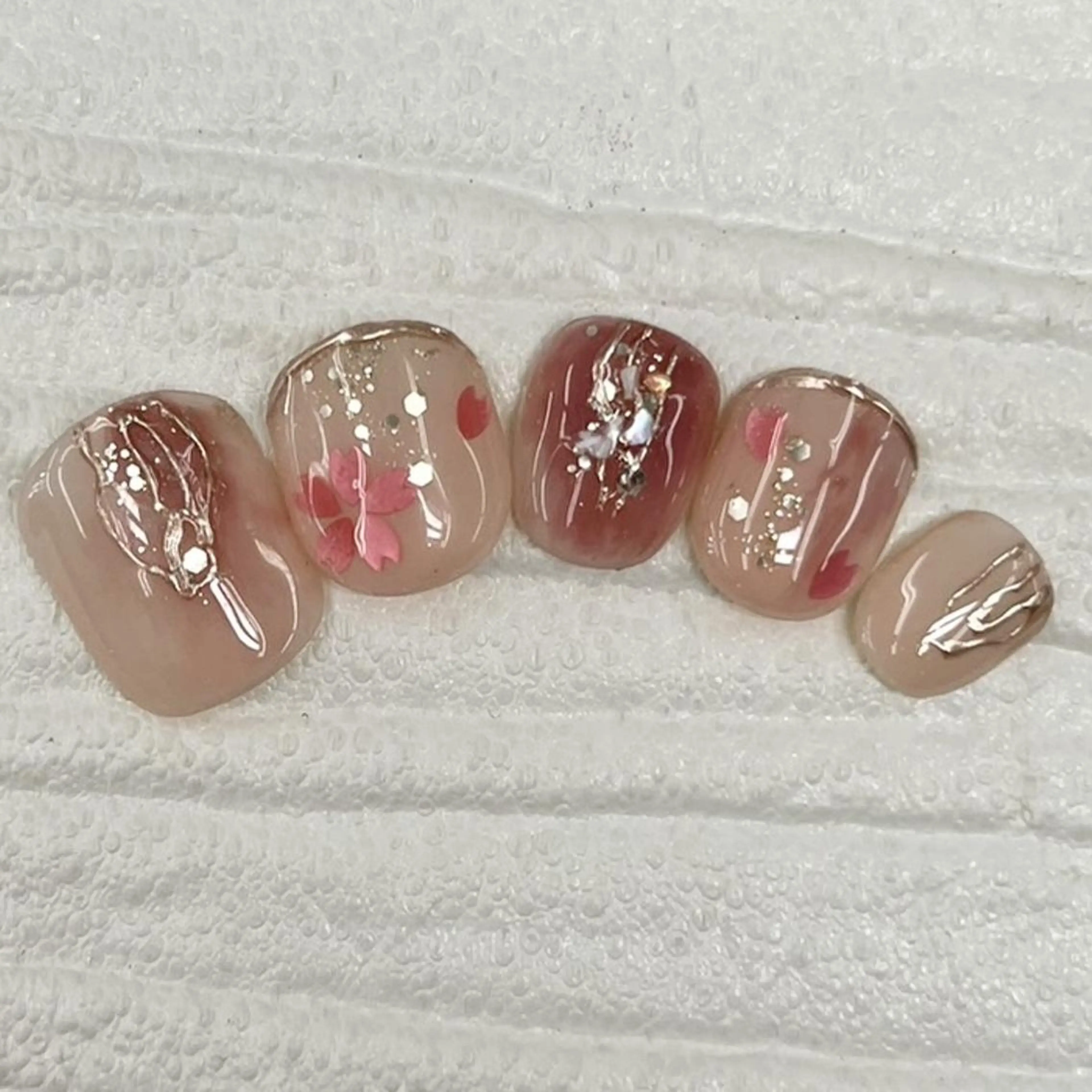 ネイル Nail salon Honey Beeのネイルデザイン