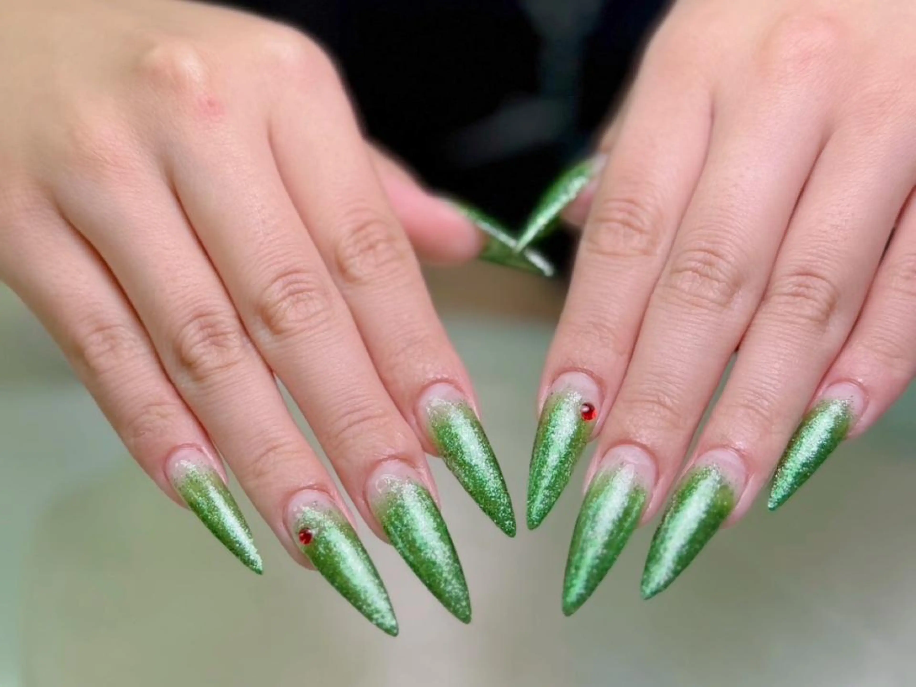 ネイル 💕hanabi 🩷のネイルデザイン