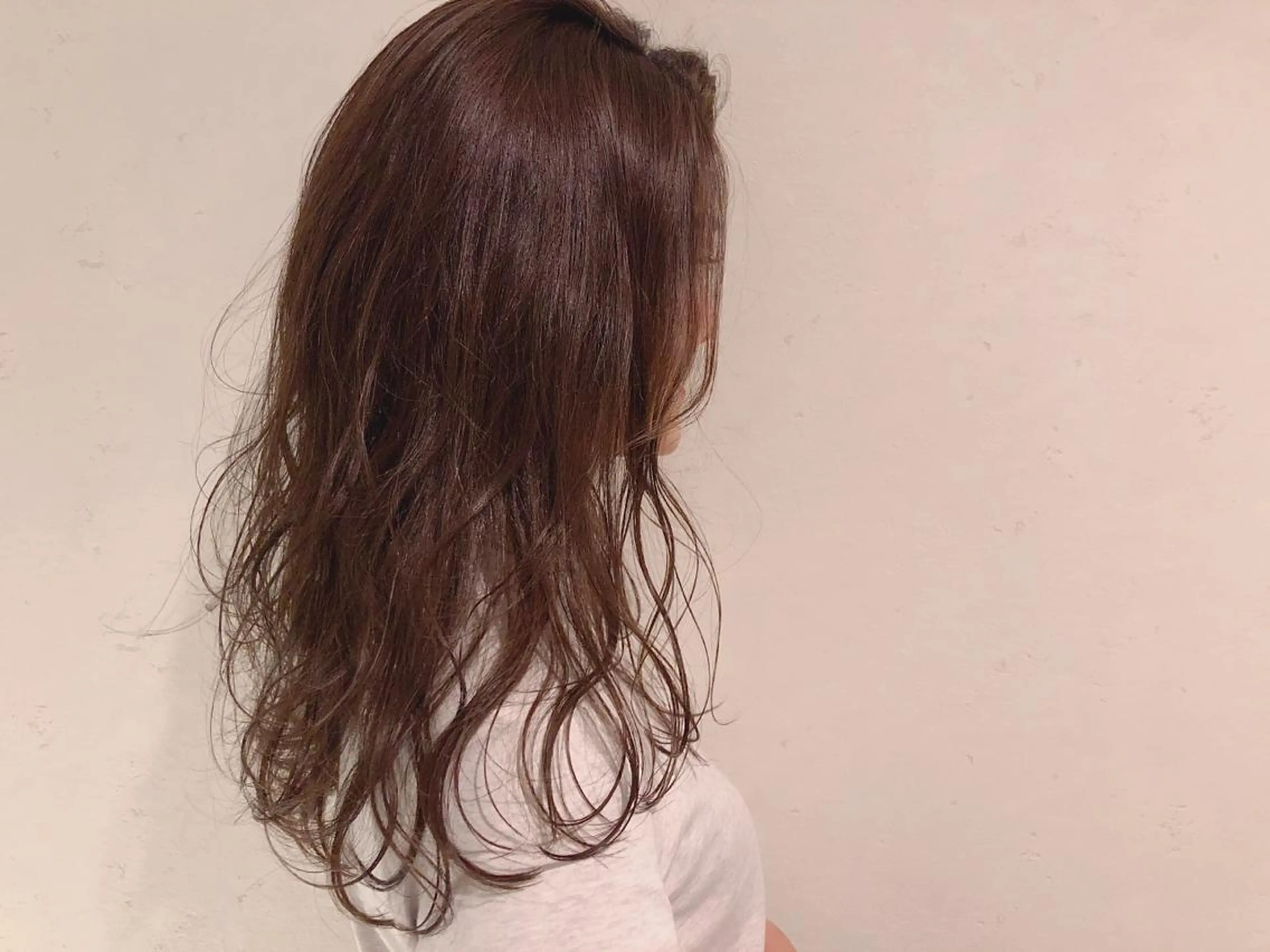 ロング 伊藤 さやかのヘアスタイル