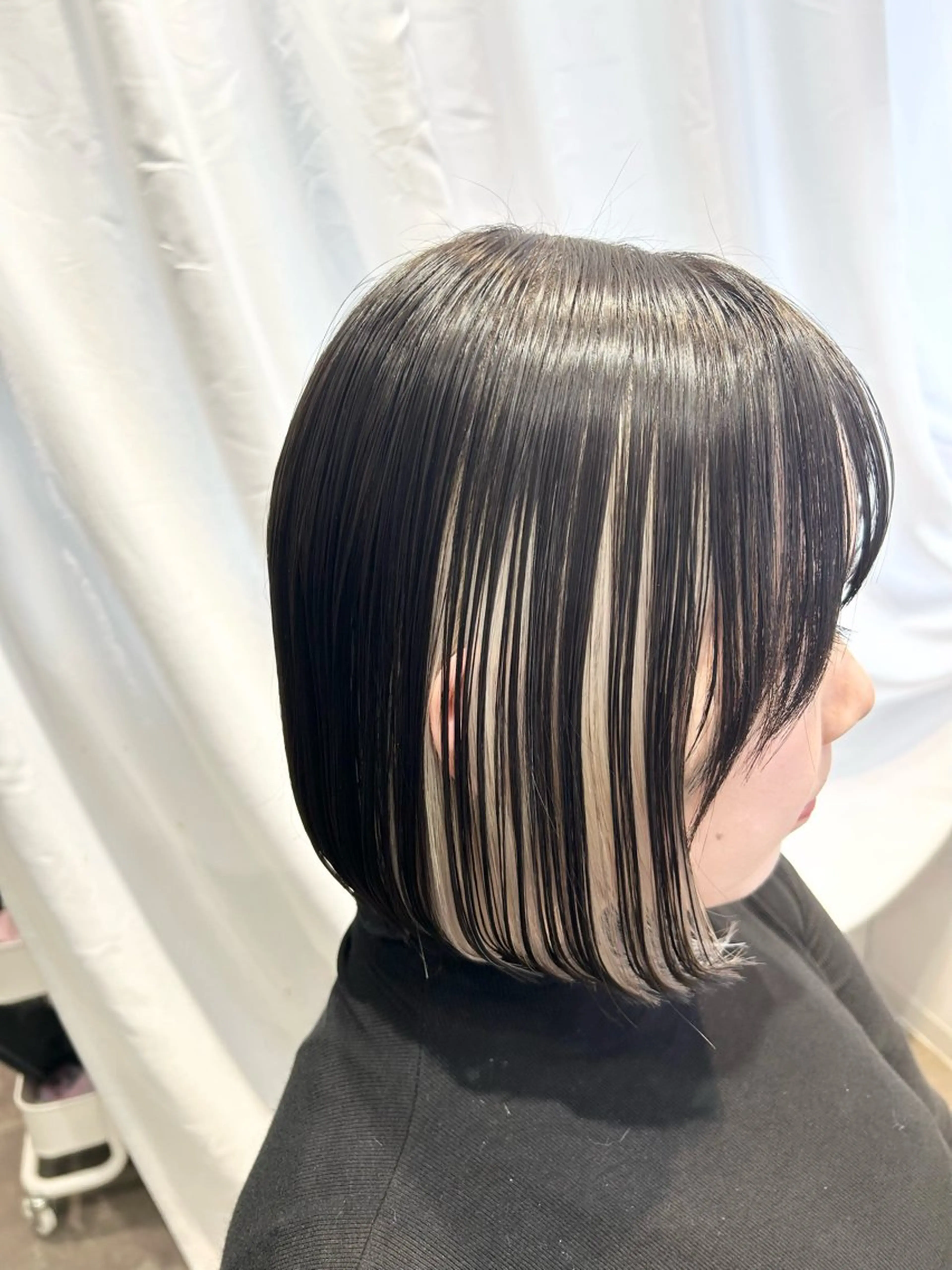 ショート カラー ブリーチ ケアブリーチ インナーカラー ボブ 松岡 恭弘のヘアスタイル