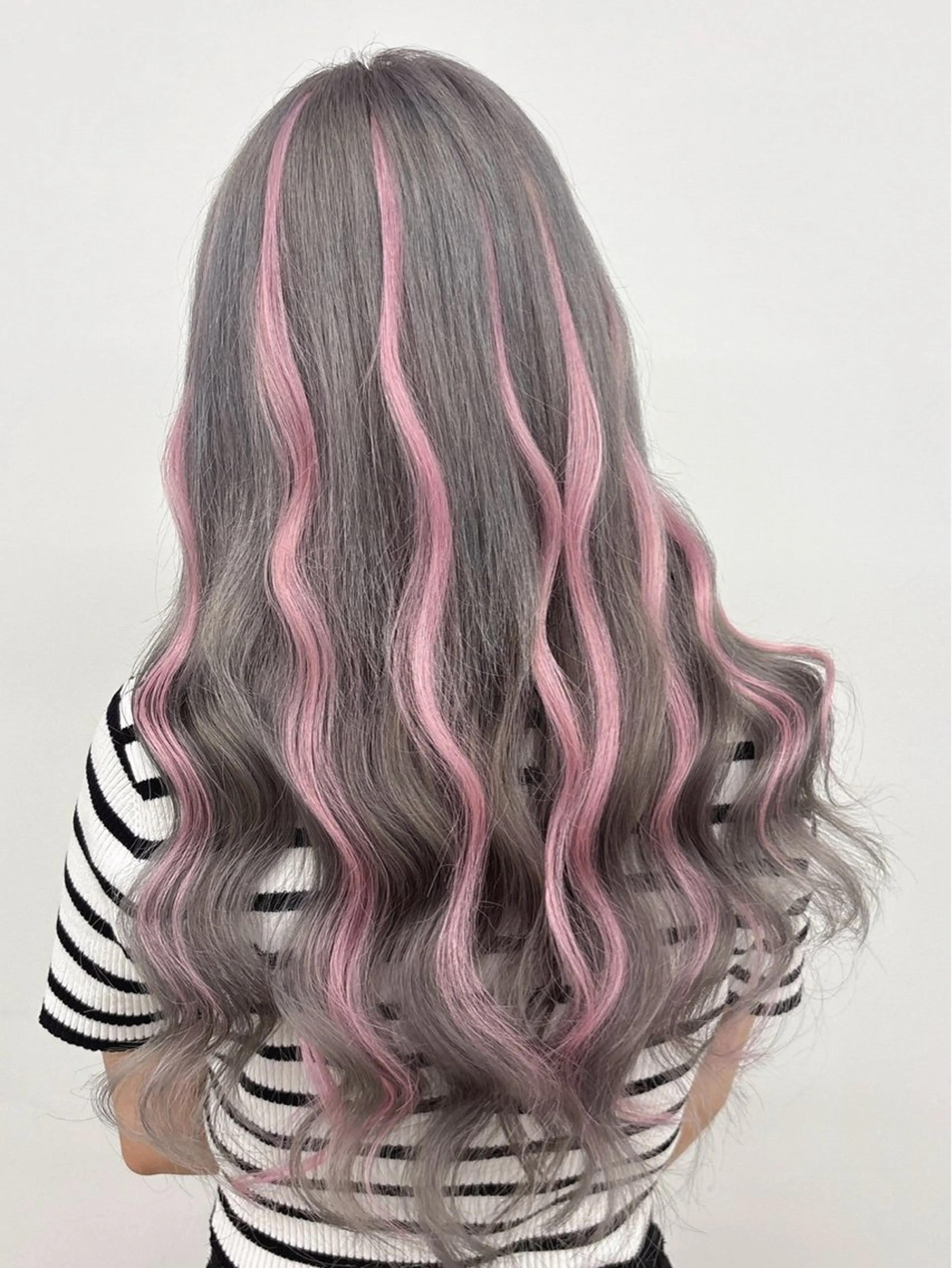 ヘアカラー エクステ ☠️地雷ギャル職人⚡ りんのヘアスタイル