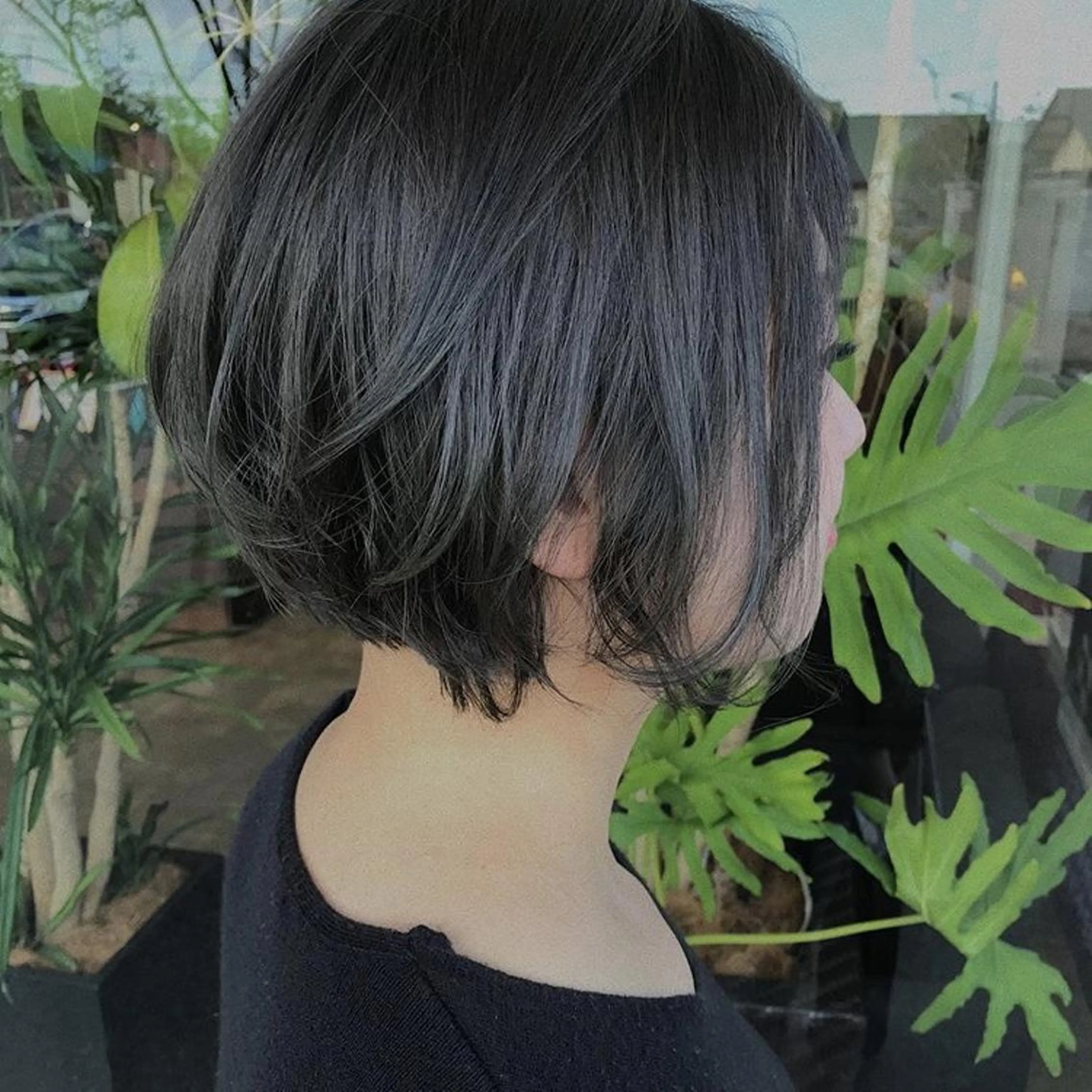 ショート カラー グラデーションカラー グレージュ TEAR AVEDA 【ティア アヴェダ】のヘアスタイル