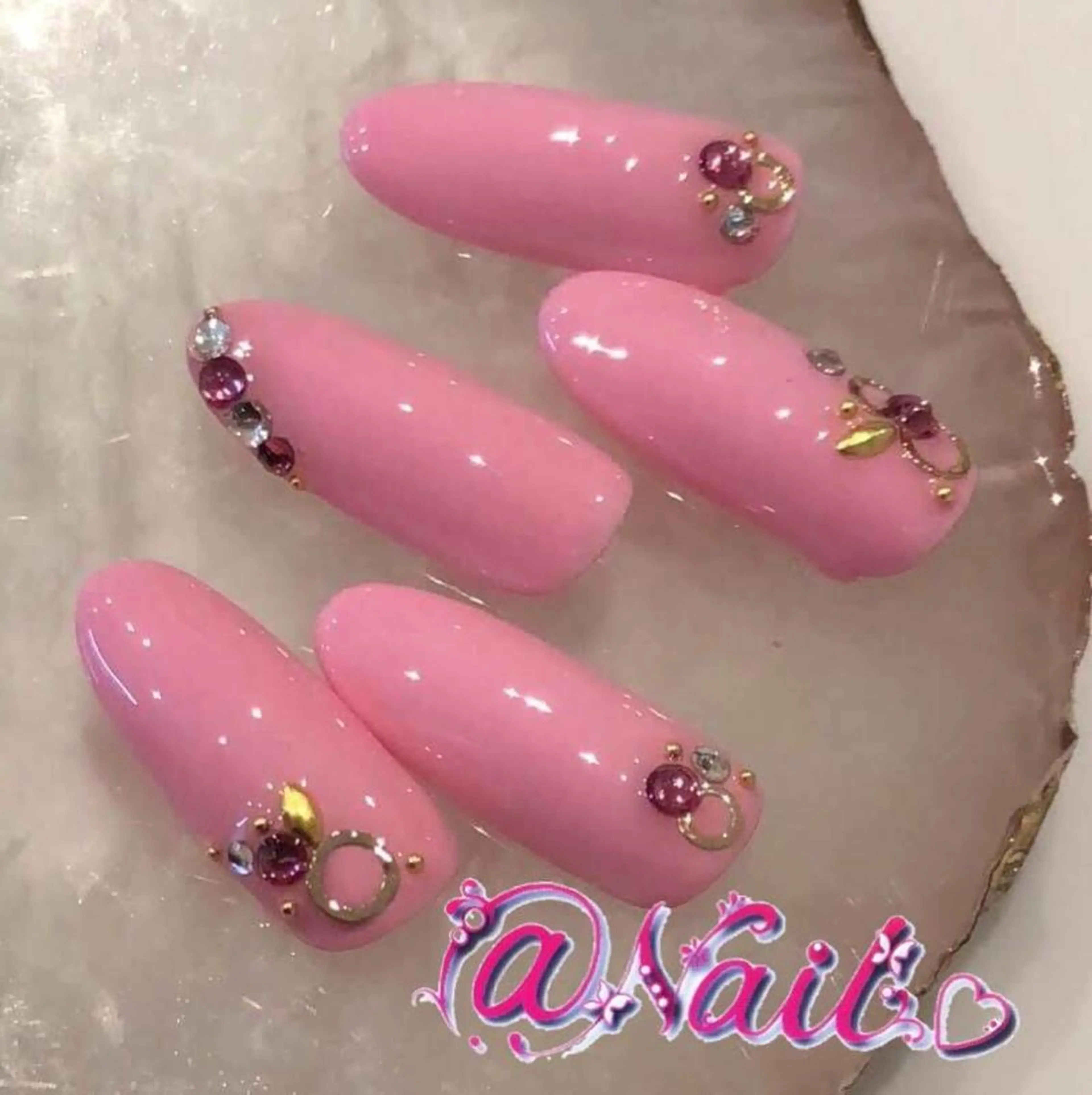 ネイル ネイルチップ 小尾 栞のネイルデザイン