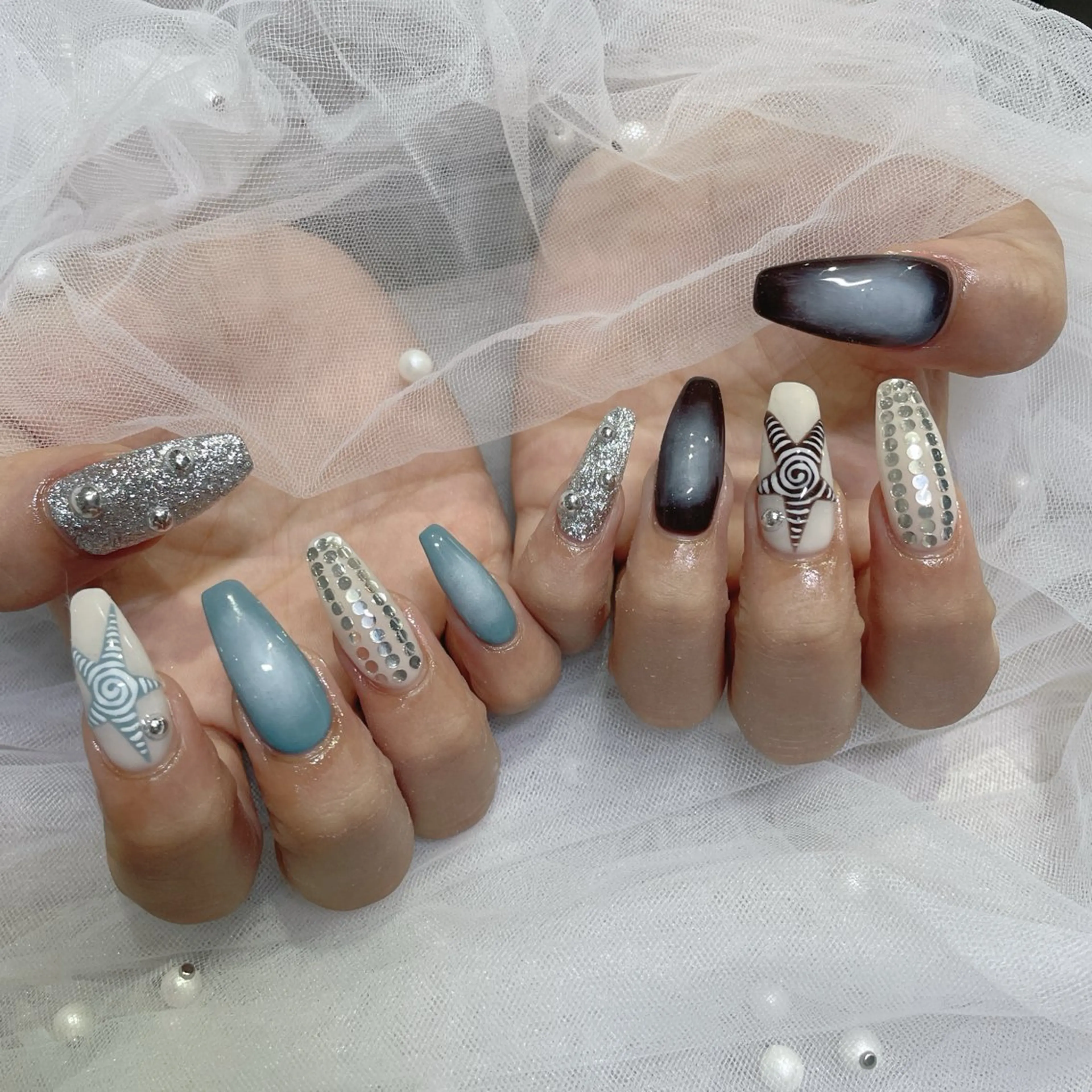 ロング アピュレ ネイリストのネイルデザイン