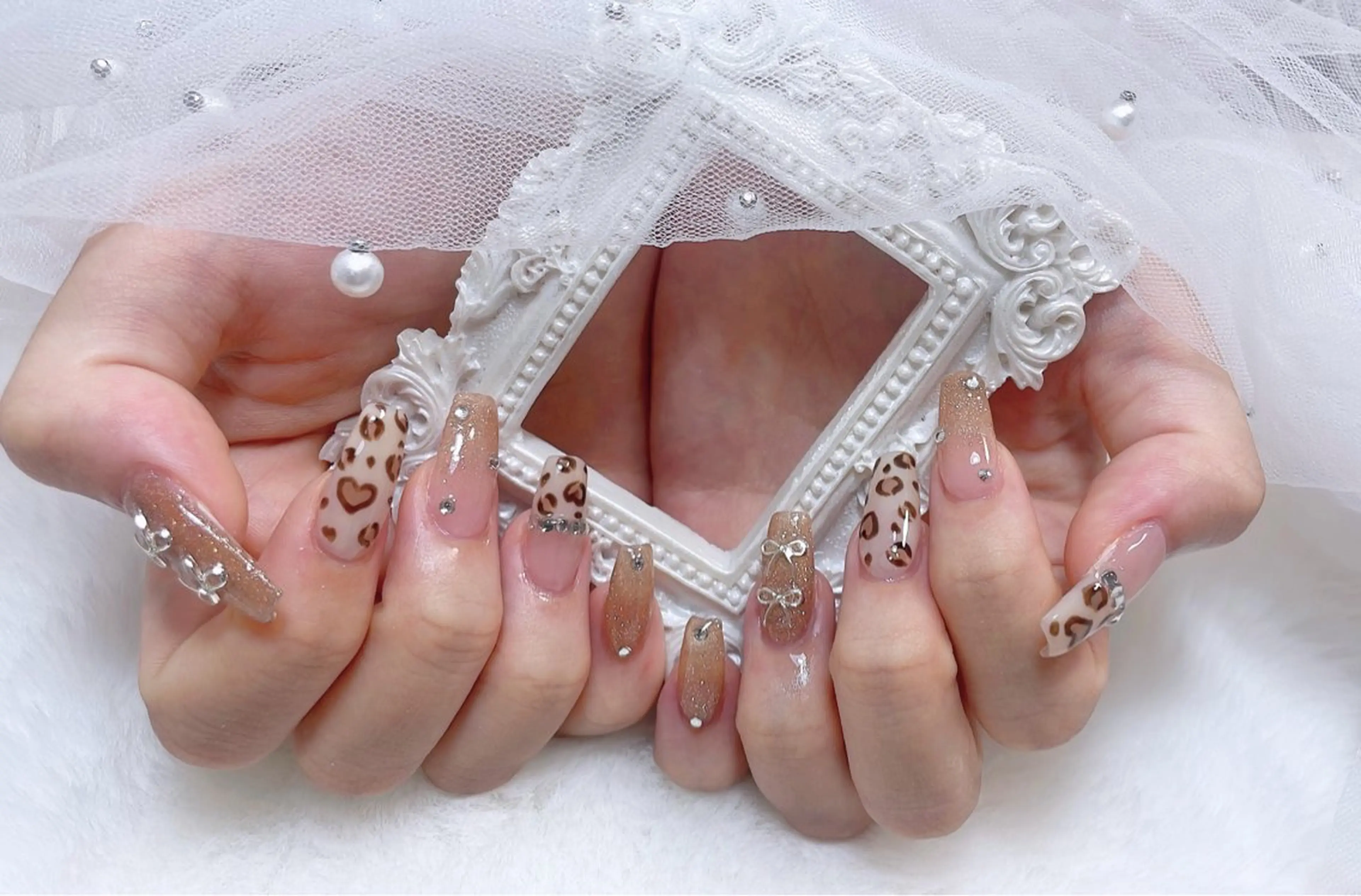 ネイル アートネイル フットネイル ジェルネイル マグネットネイル 持ち込み ハンドネイル B·U Nail大宮 長さだし専門店のネイルデザイン