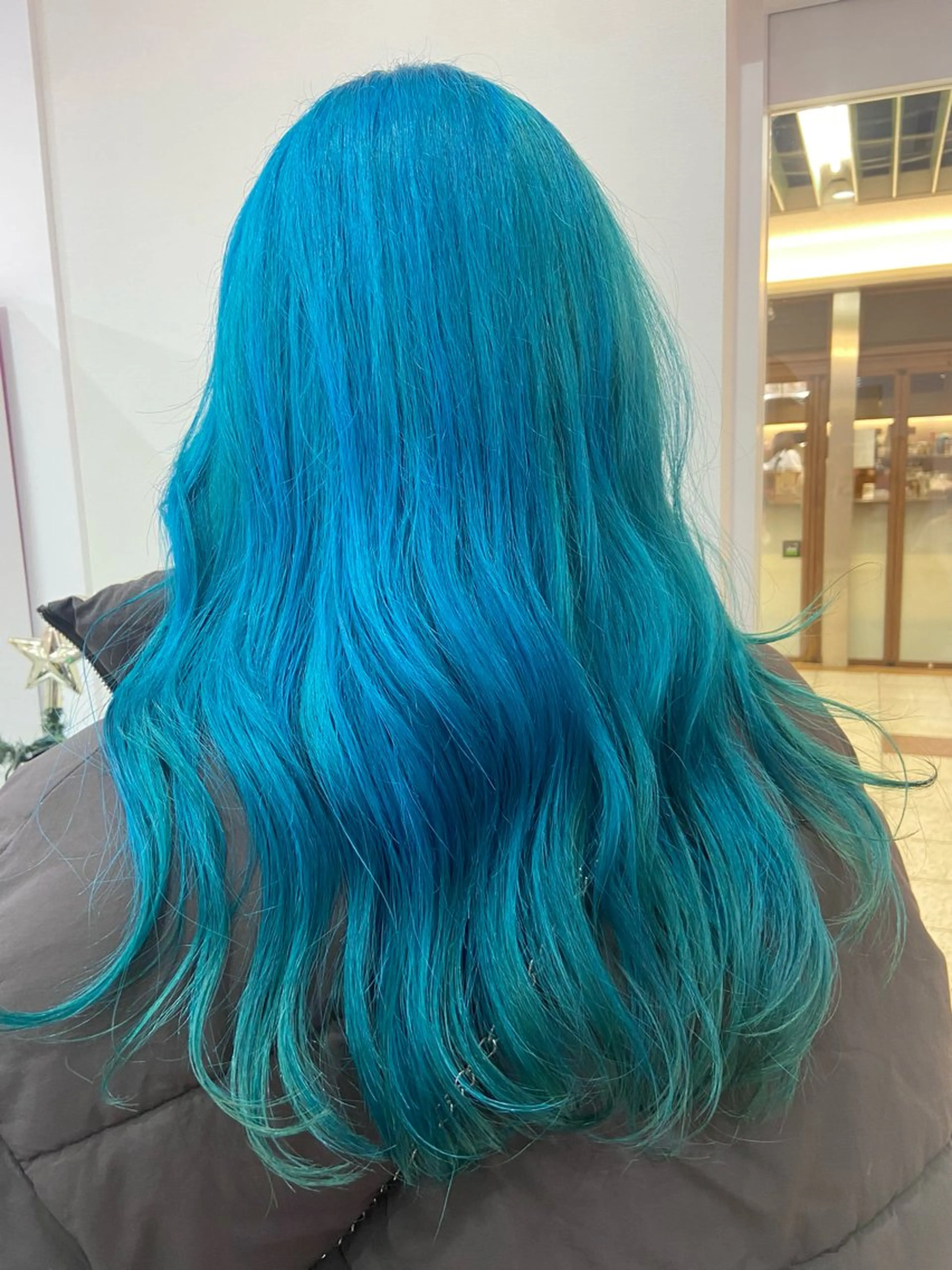 ロング カラー ブルーカラー Hirona 縮毛矯正/髪質改善のヘアスタイル