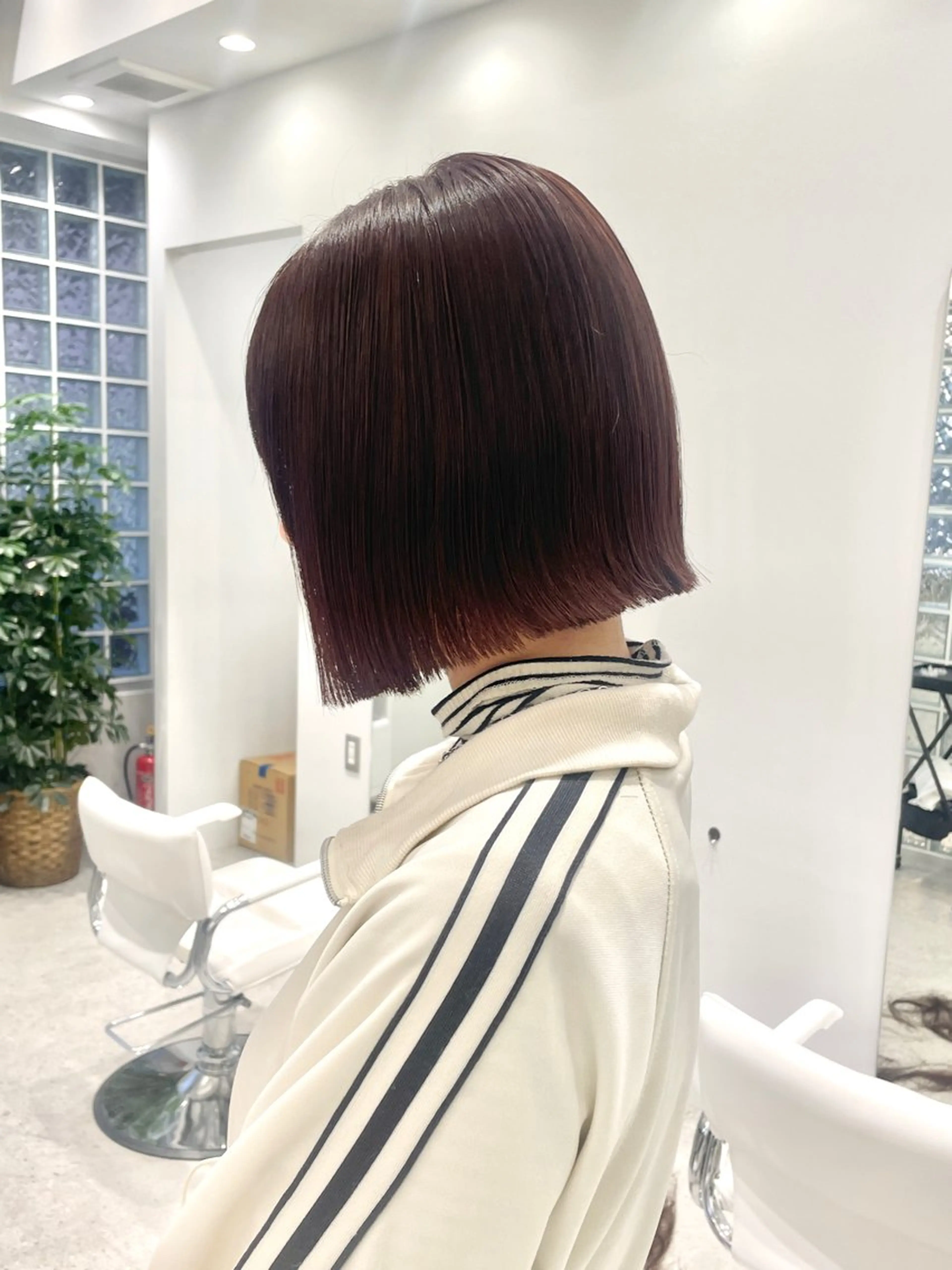 ショート 切りっぱなしボブ ボブ カット ヘアカラー Lyuck ⋆✦ HIROMIのヘアスタイル