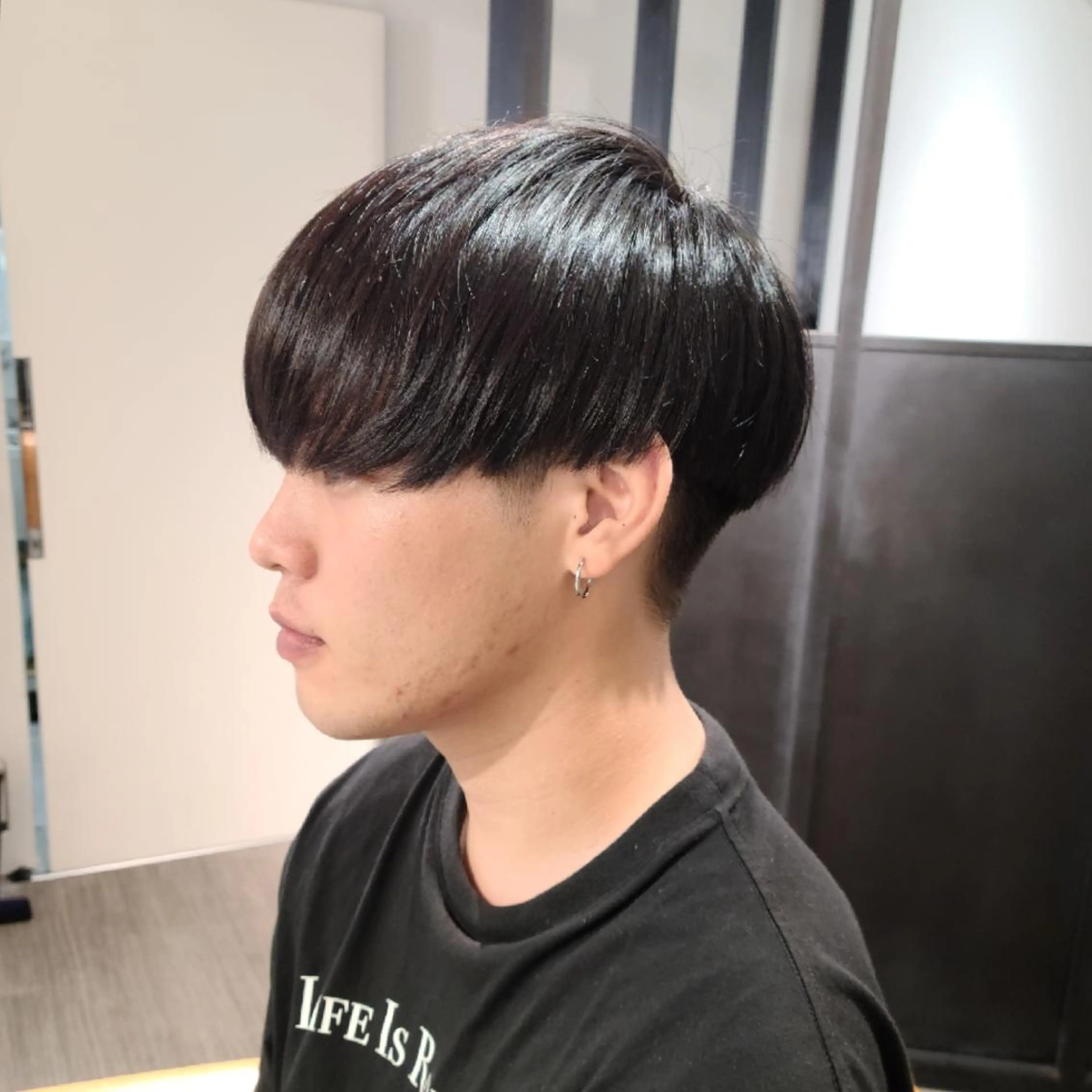 メンズ ダウンパーマ メンズ韓国風 韓国マッシュ マッシュ メンズパーマ 隈元 光のヘアスタイル